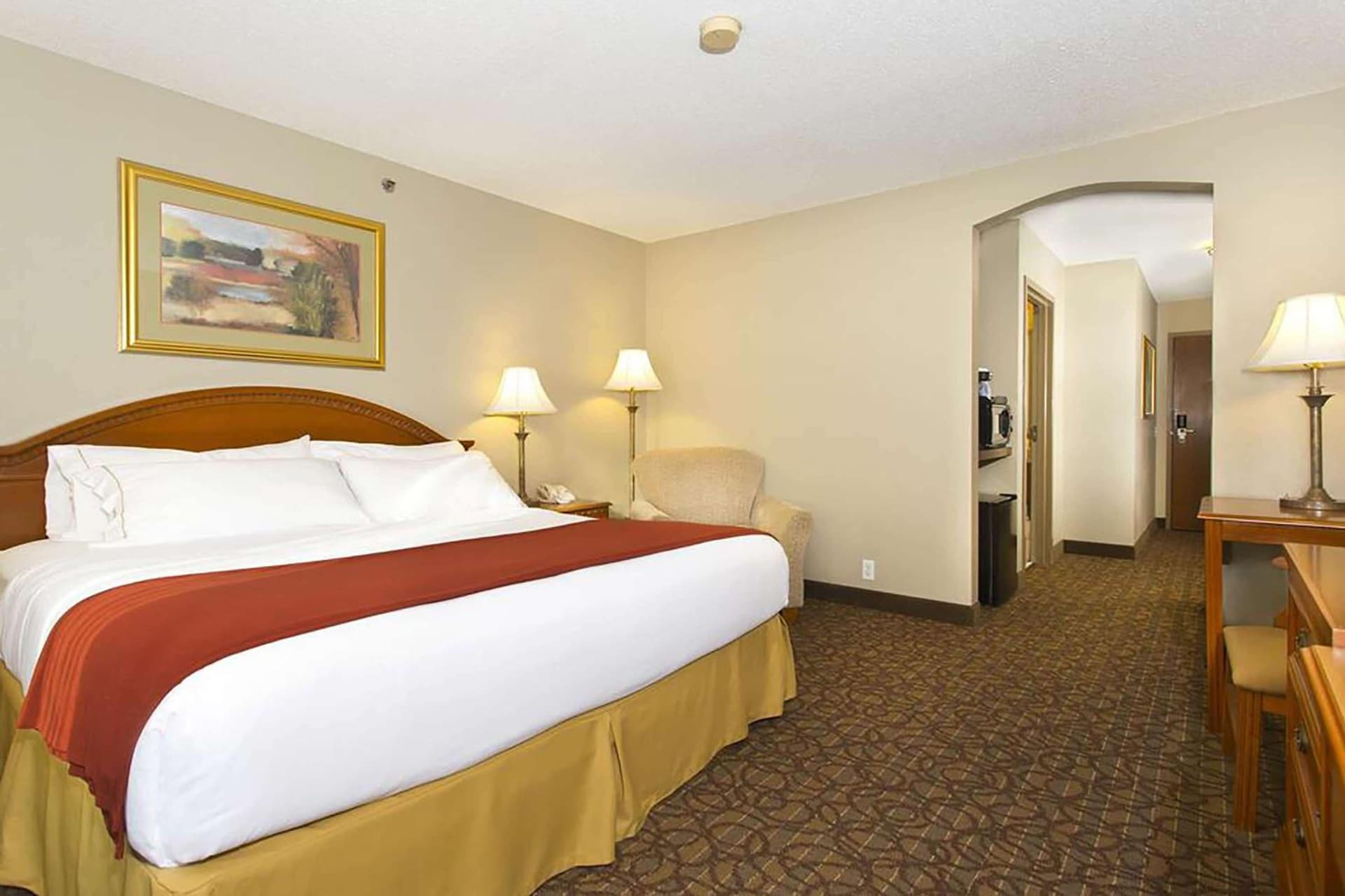 Spark by Hilton La Crosse Onalaska property views in Onalaska, WI — gallery photo 3