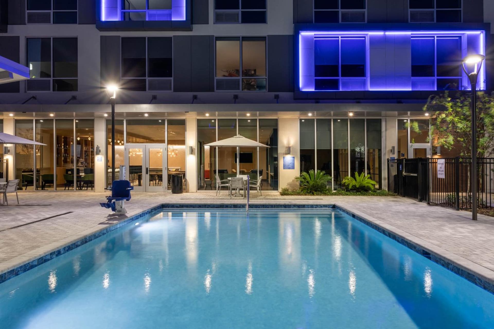 TRYP by Wyndham Orlando gallery photo in Orlando, FL — image 26