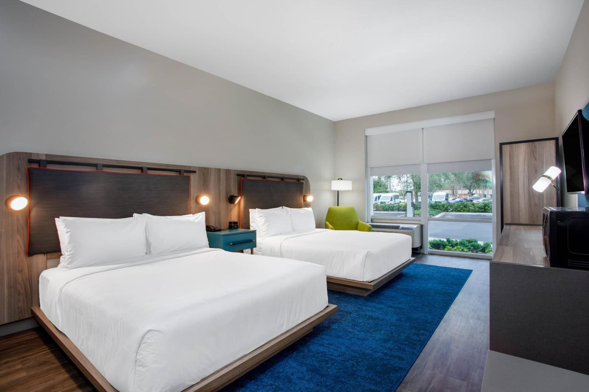 TRYP by Wyndham Orlando interior in Orlando, FL — gallery photo 2