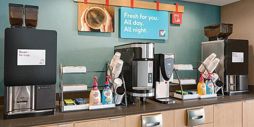 avid hotels - Detroit - Warren by IHG gallery photo in Warren, MI — image 12