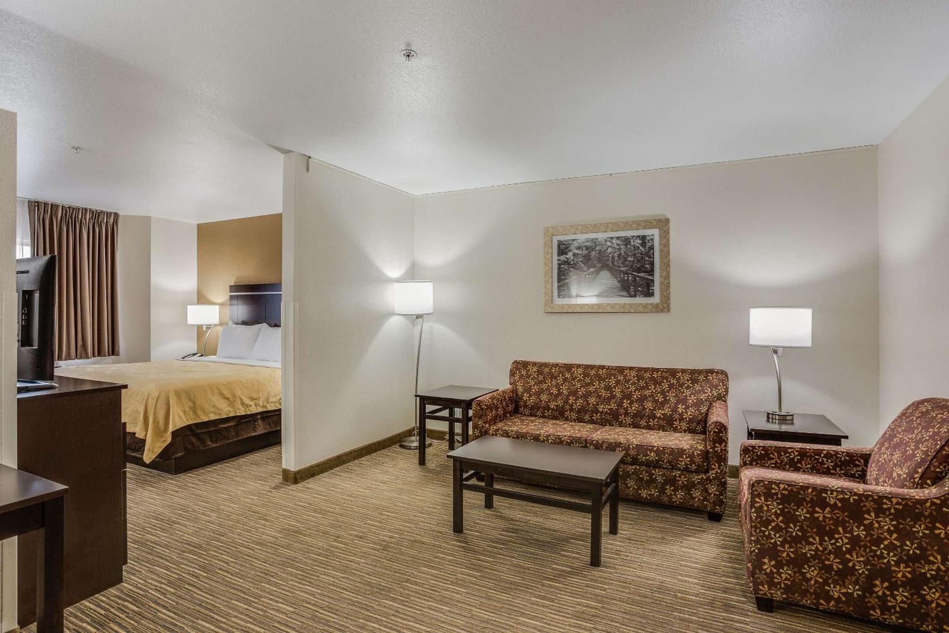 Quality Inn & Suites Meridian - West Boise interior in Meridian, ID — gallery photo 2