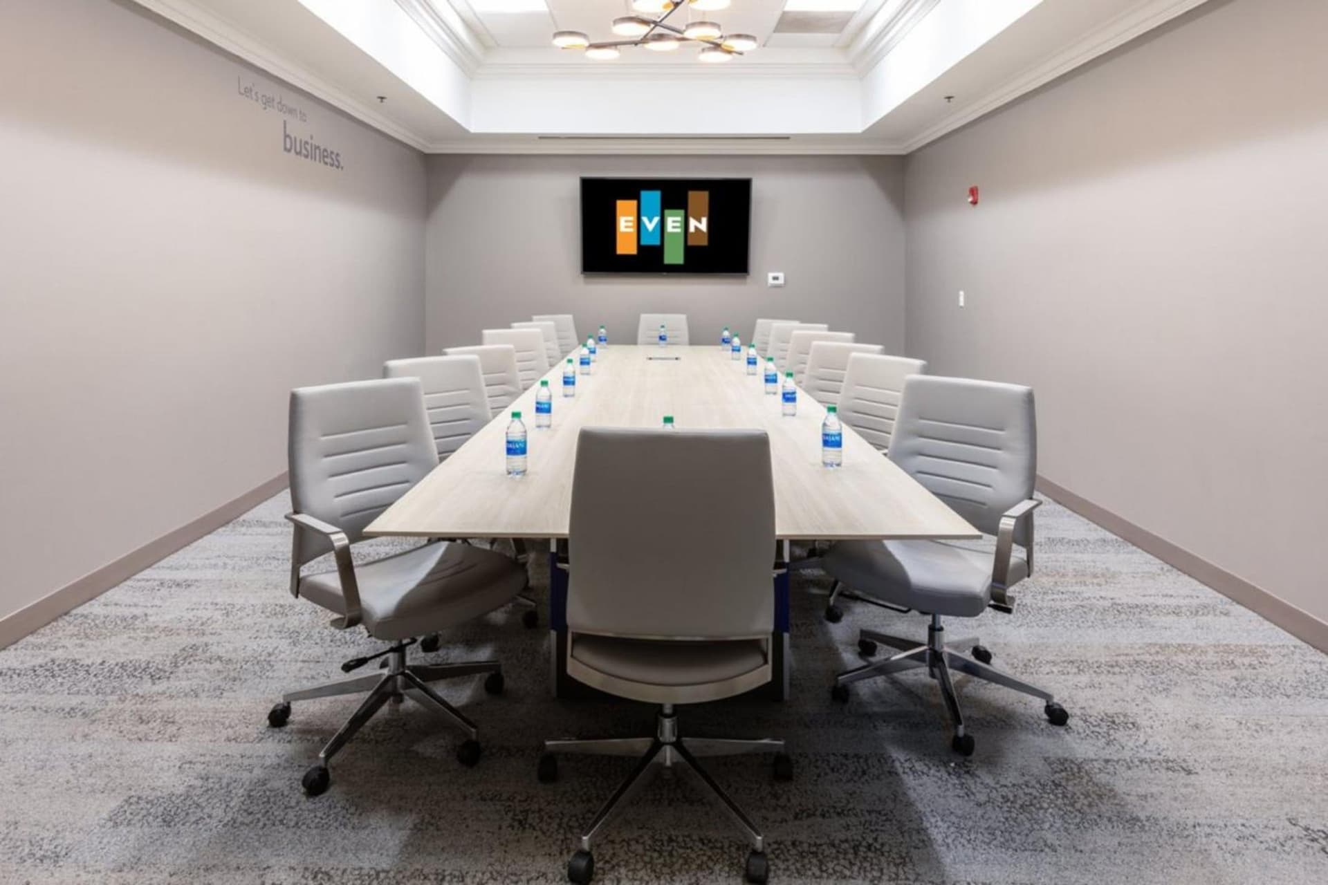 EVEN Hotel Chicago - Tinley Park - Convention Center by IHG interior in Tinley Park, IL — gallery photo 2