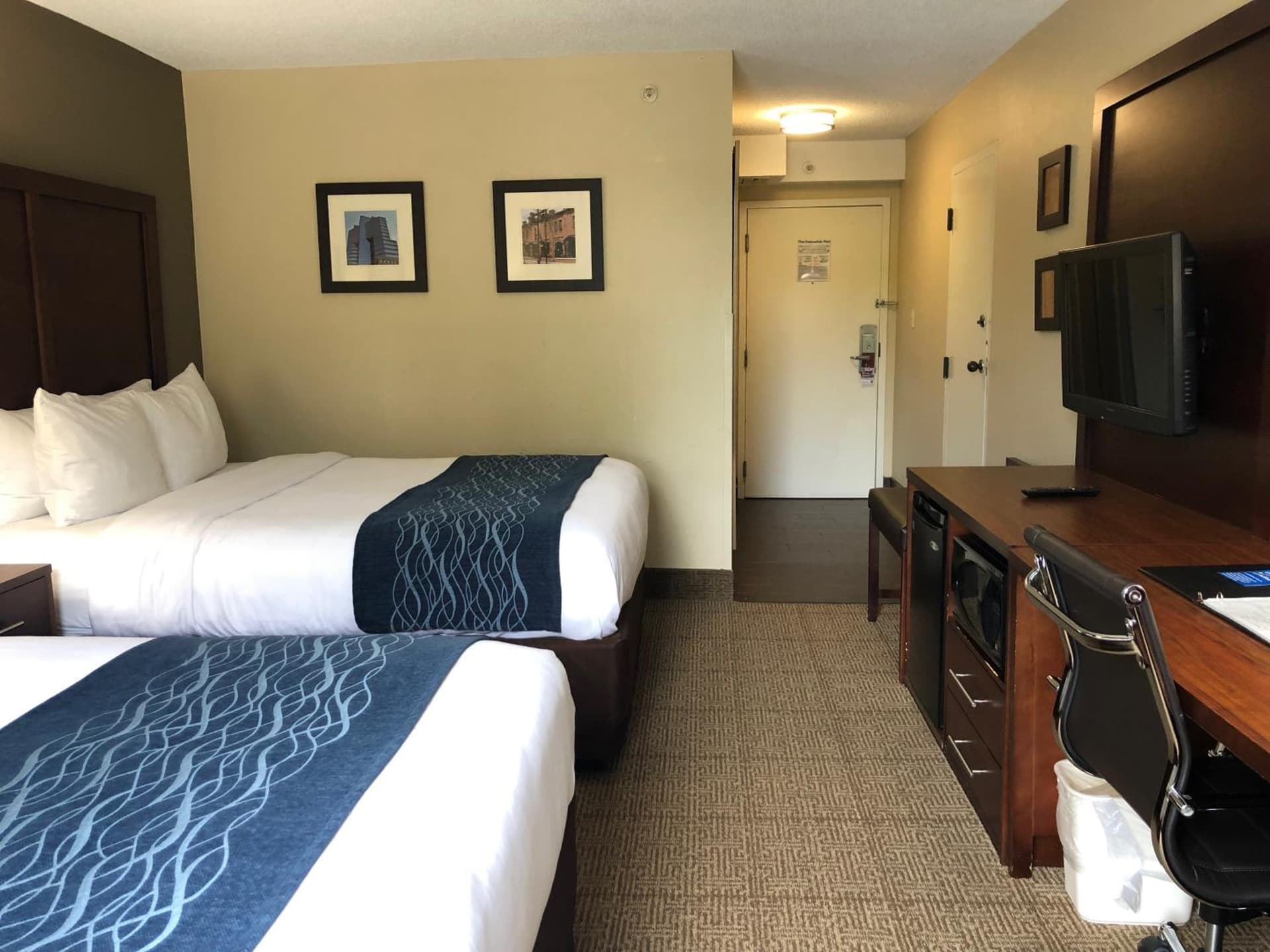 Comfort Inn & Suites Durham near Duke University gallery photo in Durham, NC — image 34