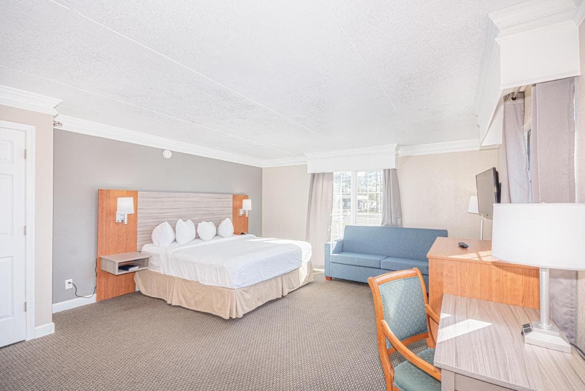 Casa Bella Inn & Suites Extended Stay gallery photo in Tallahassee, FL — image 6