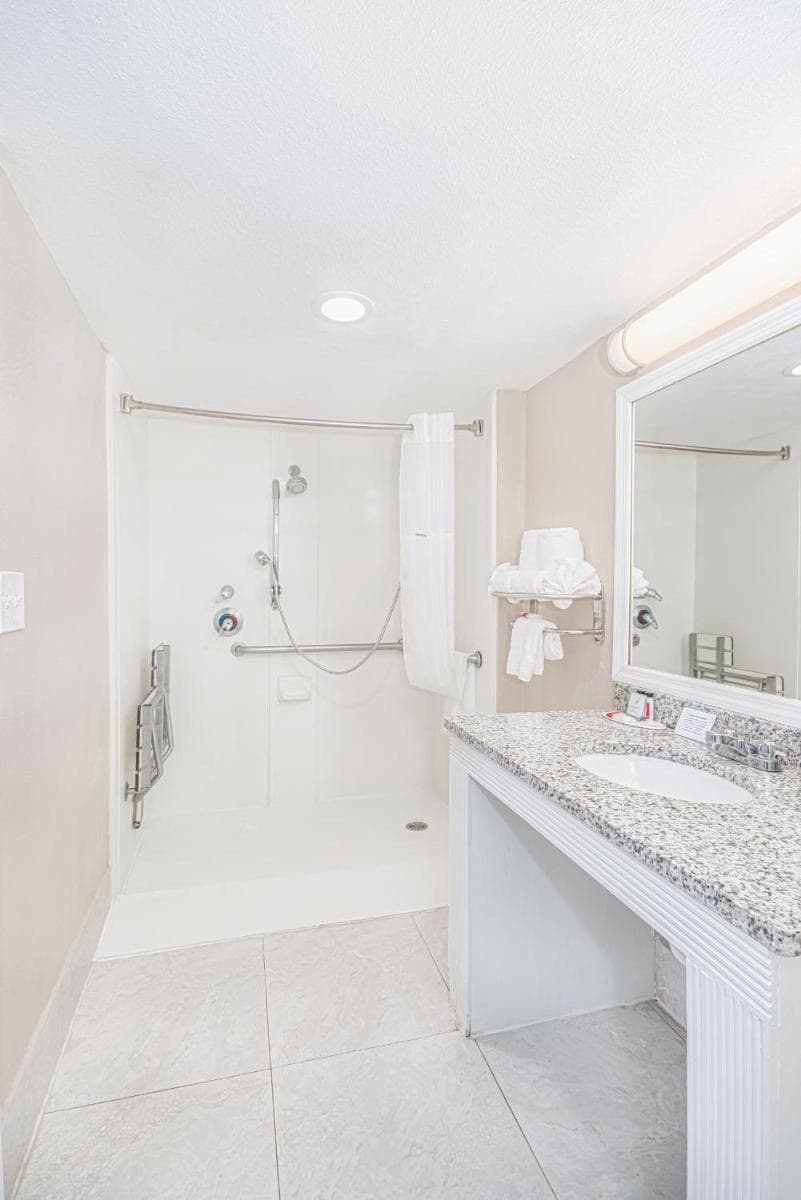 Casa Bella Inn & Suites Extended Stay gallery photo in Tallahassee, FL — image 21