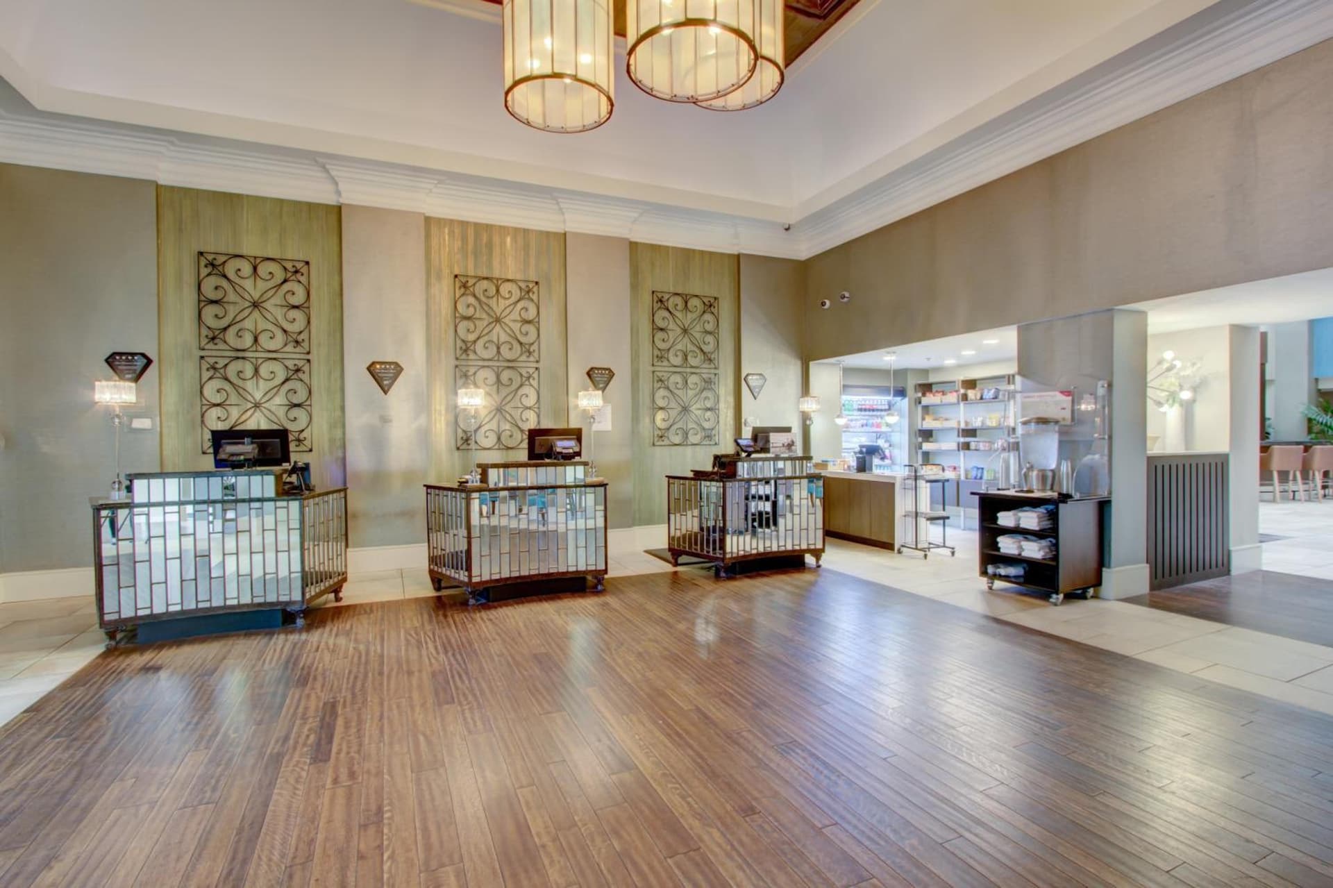 Crowne Plaza Charleston by IHG gallery photo in Charleston, SC — image 67