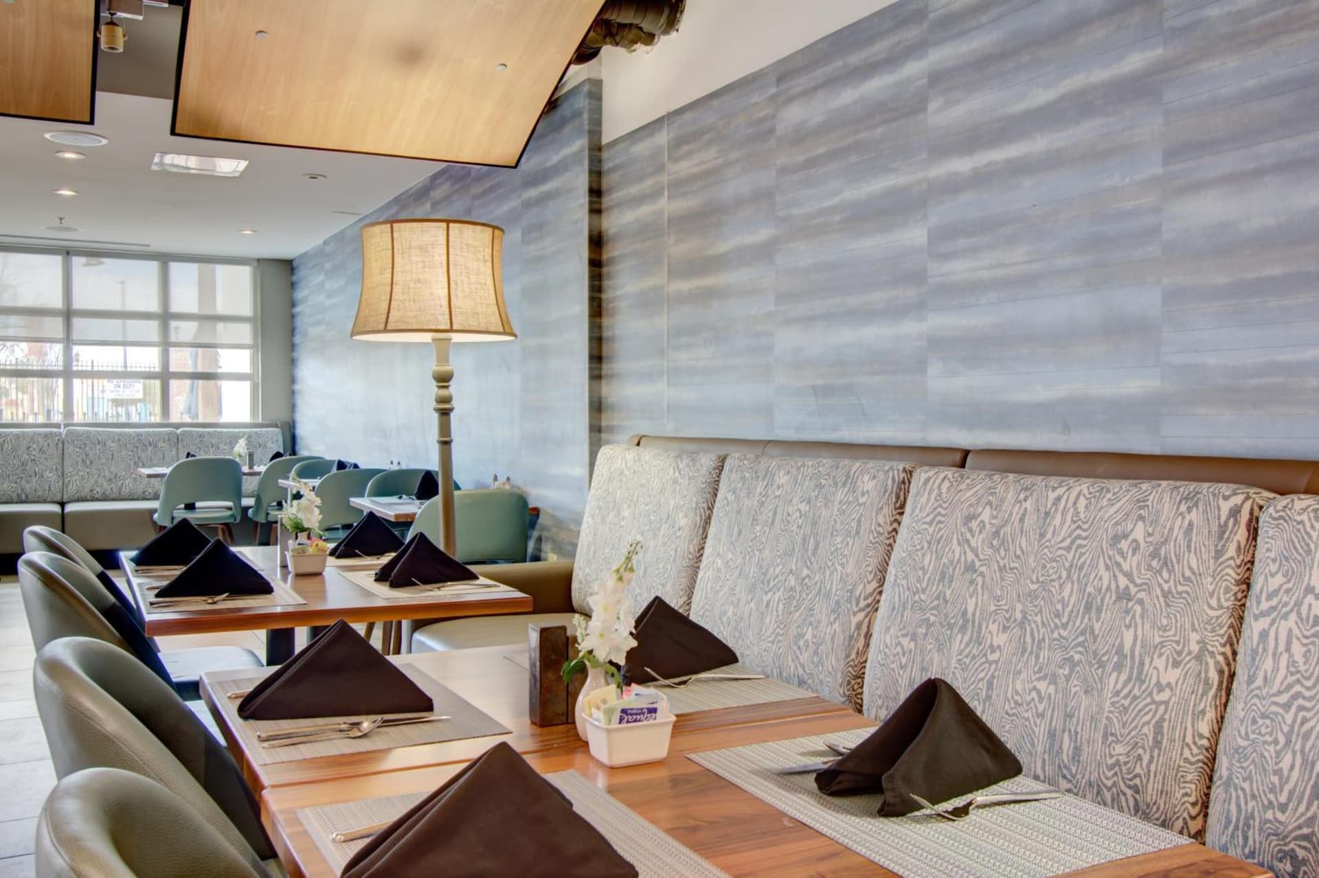 Crowne Plaza Charleston by IHG interior in Charleston, SC — gallery photo 2