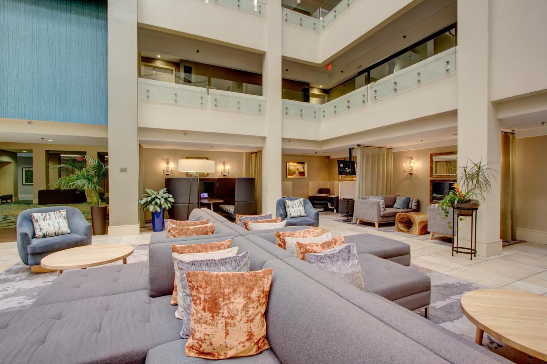 Crowne Plaza Charleston by IHG gallery photo in Charleston, SC — image 69