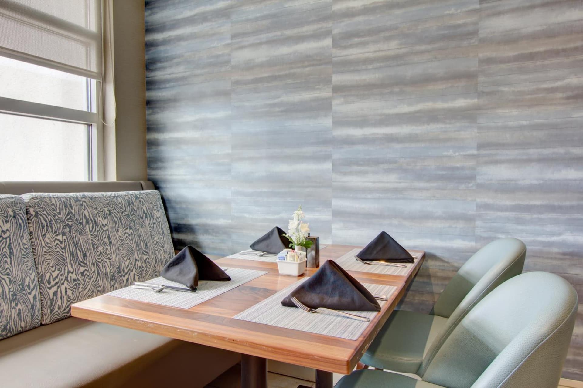 Crowne Plaza Charleston by IHG gallery photo in Charleston, SC — image 42