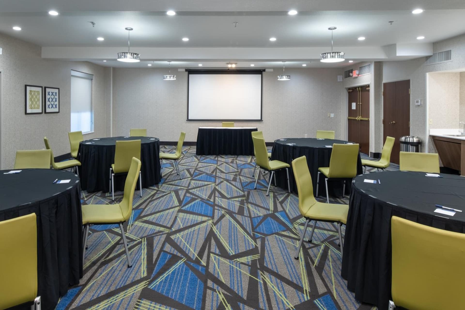 Holiday Inn Express Arlington Interstate 20 Parks Mall by IHG gallery photo in Arlington, TX — image 22