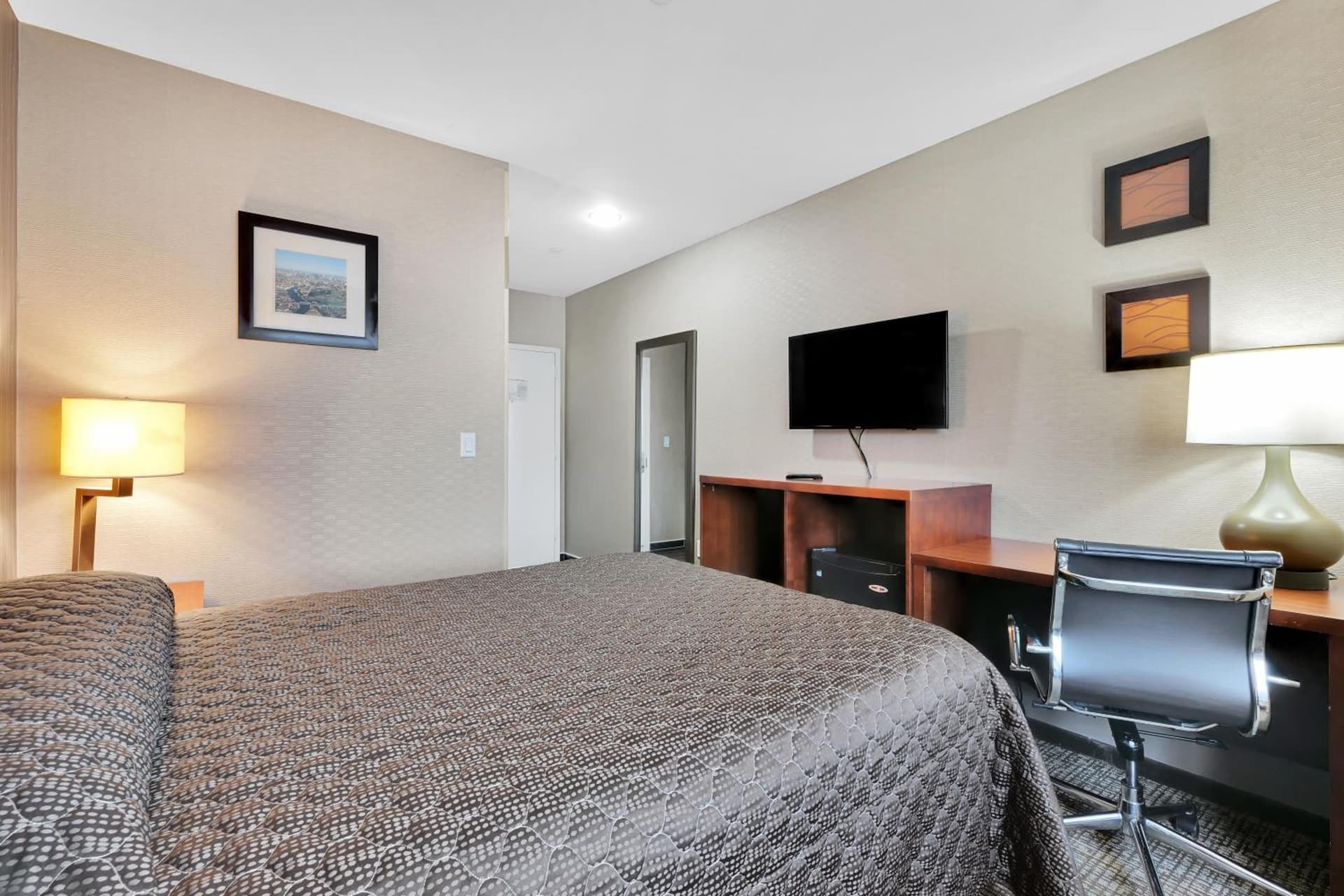 Hotel Pergola Jamaica JFK gallery photo in Queens, NY — image 21