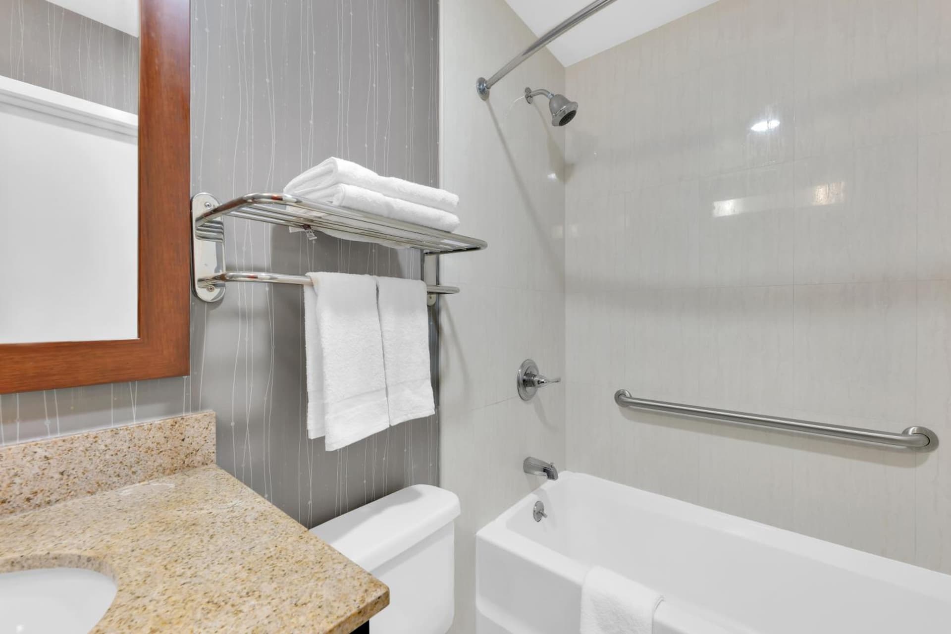Hotel Pergola Jamaica JFK gallery photo in Queens, NY — image 15