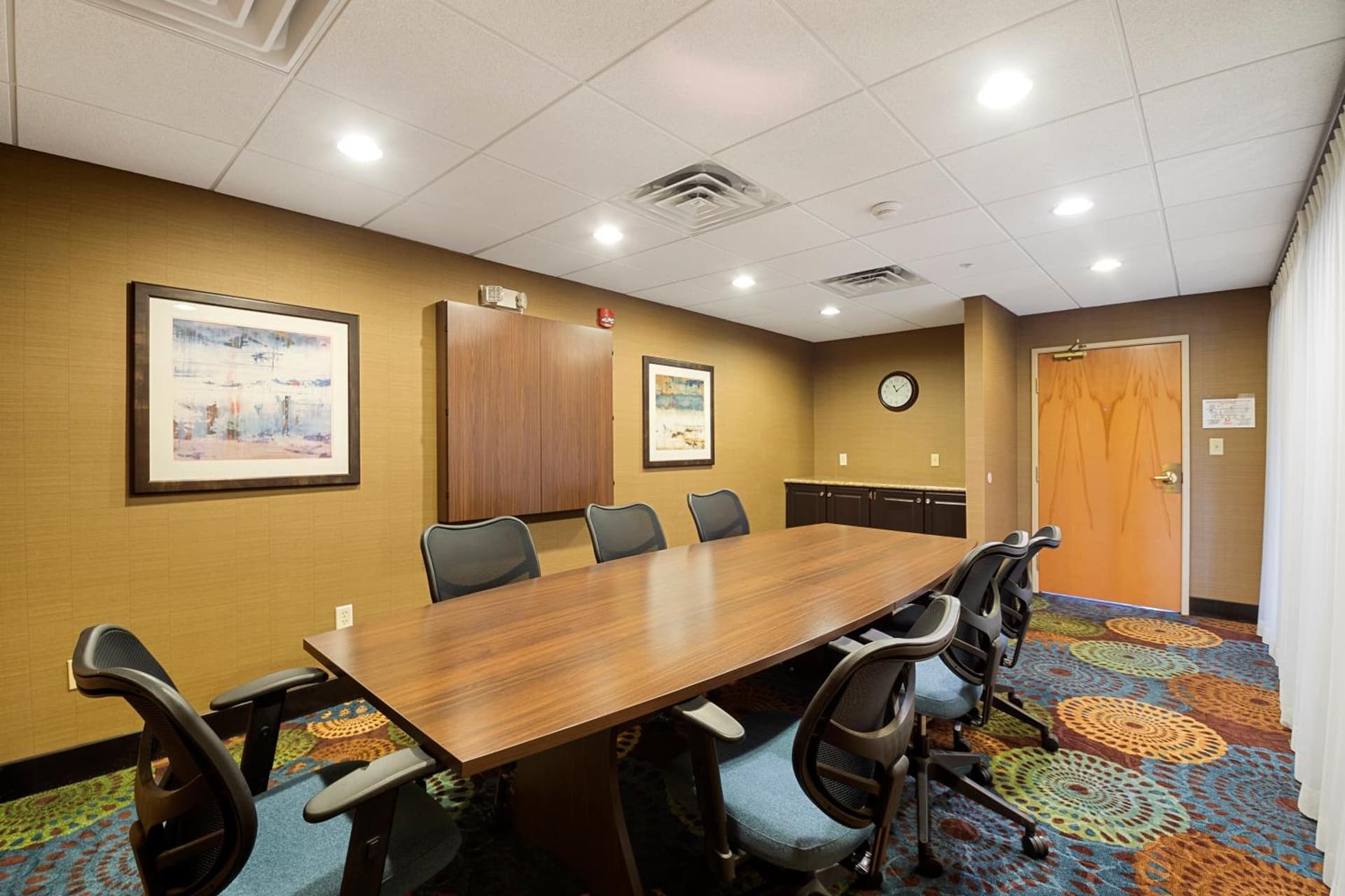 Holiday Inn Express Bloomington West by IHG gallery photo in Bloomington, IL — image 41
