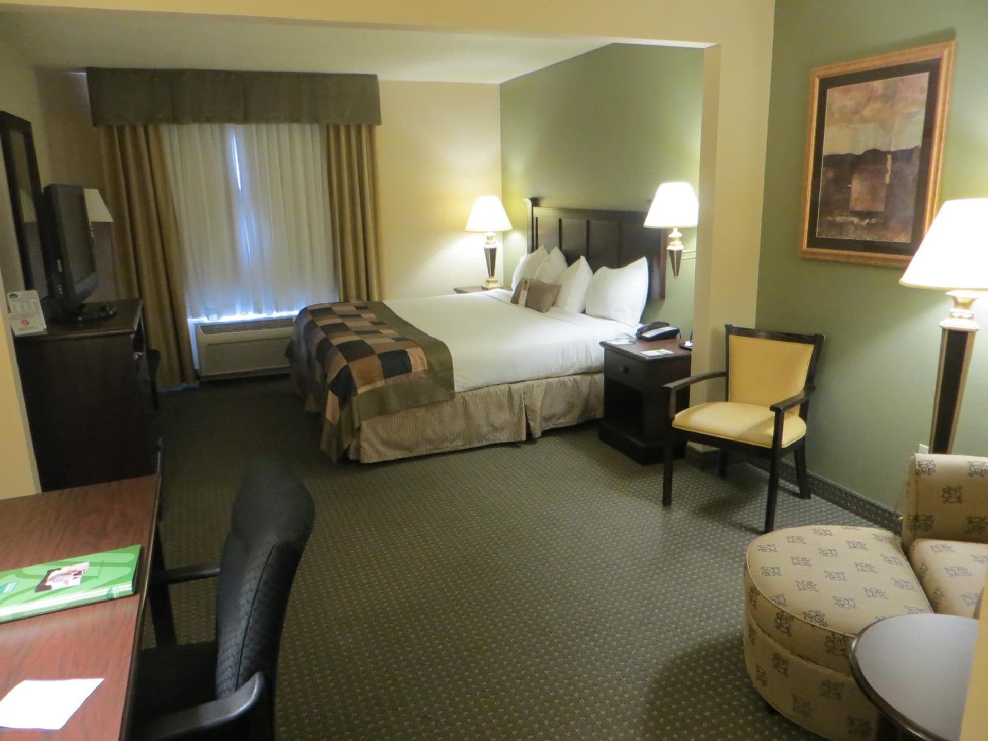 Wingate by Wyndham Peoria - Complimentary Area Shuttle gallery photo in Peoria, IL — image 19