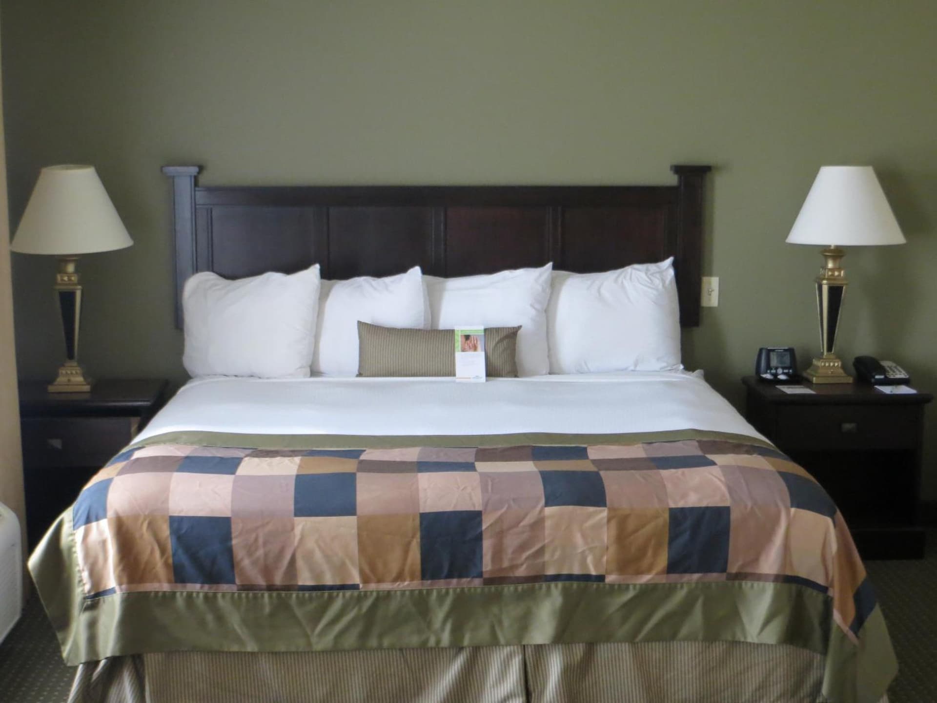 Wingate by Wyndham Peoria - Complimentary Area Shuttle gallery photo in Peoria, IL — image 14