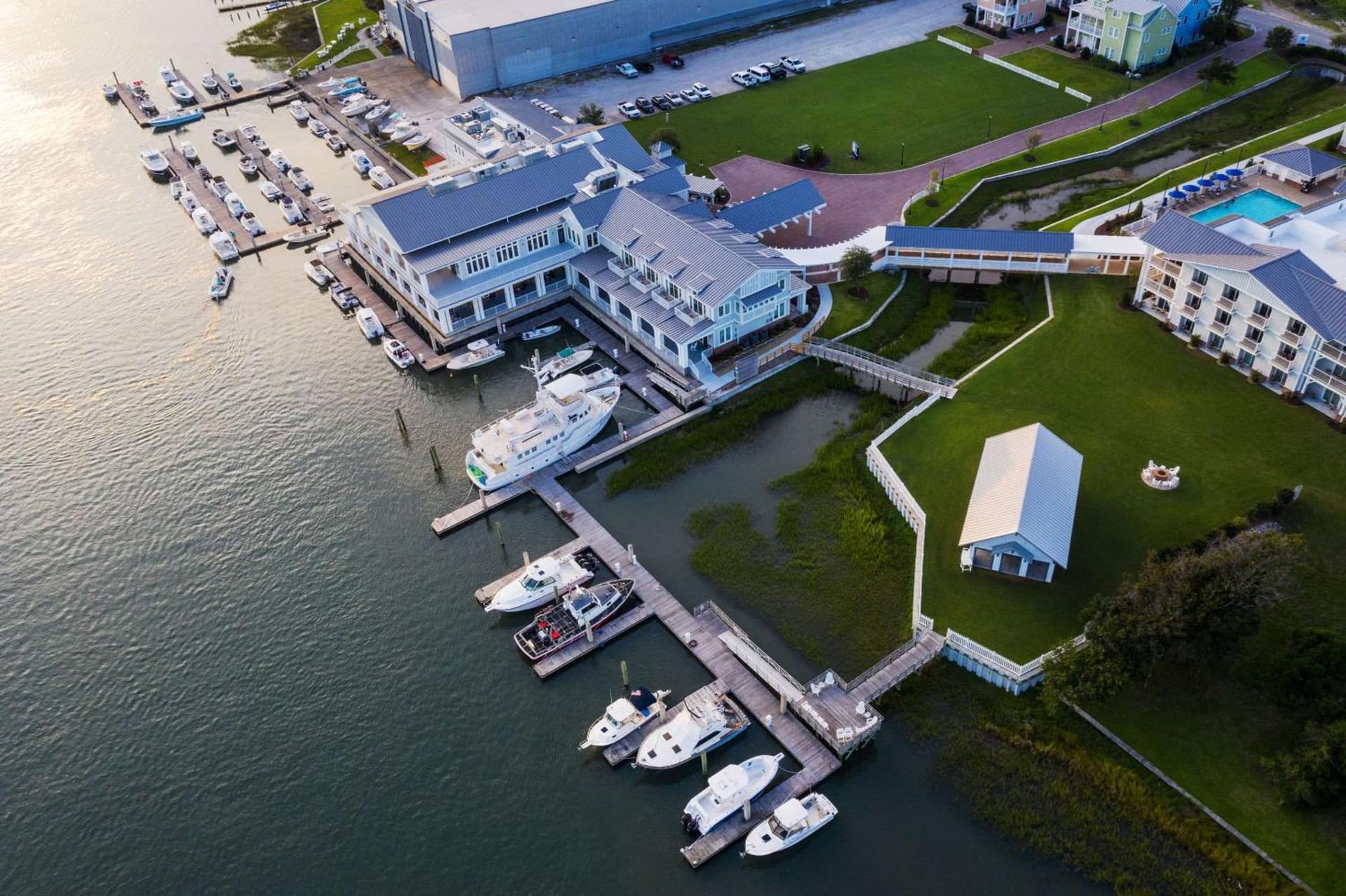 Beaufort Hotel interior in Beaufort, NC — gallery photo 2