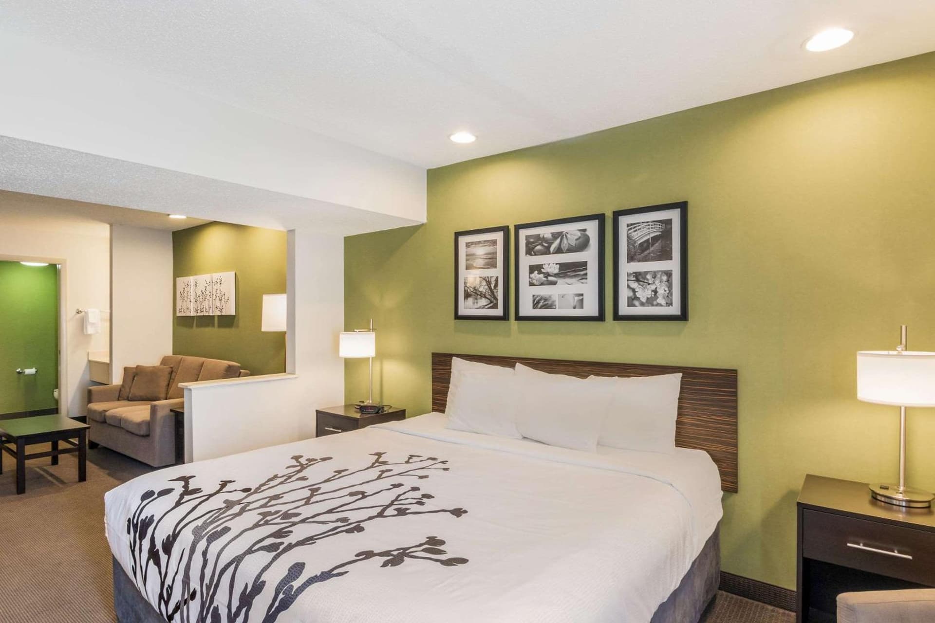Sleep Inn & Suites Niantic North gallery photo in Niantic, CT — image 25