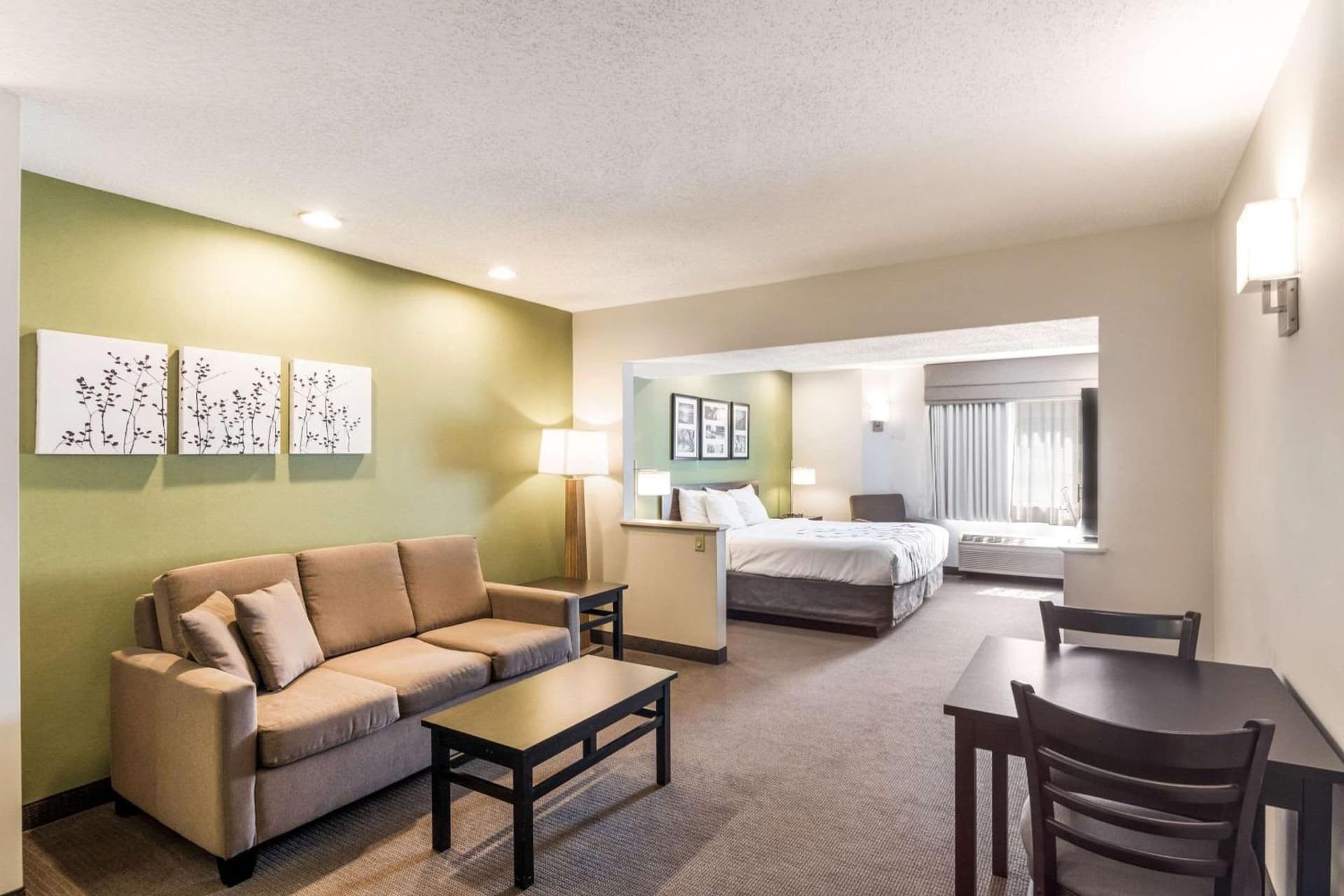 Sleep Inn & Suites Niantic North gallery photo in Niantic, CT — image 8