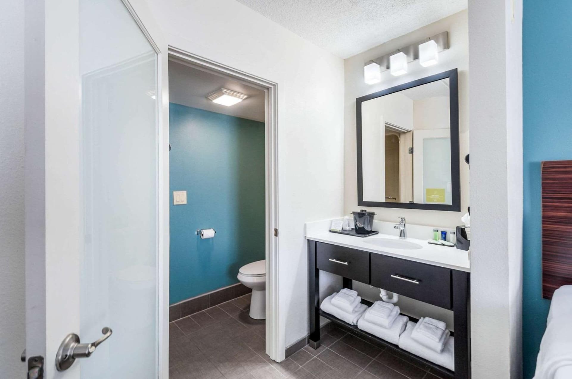 Sleep Inn & Suites Rehoboth Beach interior in Rehoboth Beach, DE — gallery photo 2