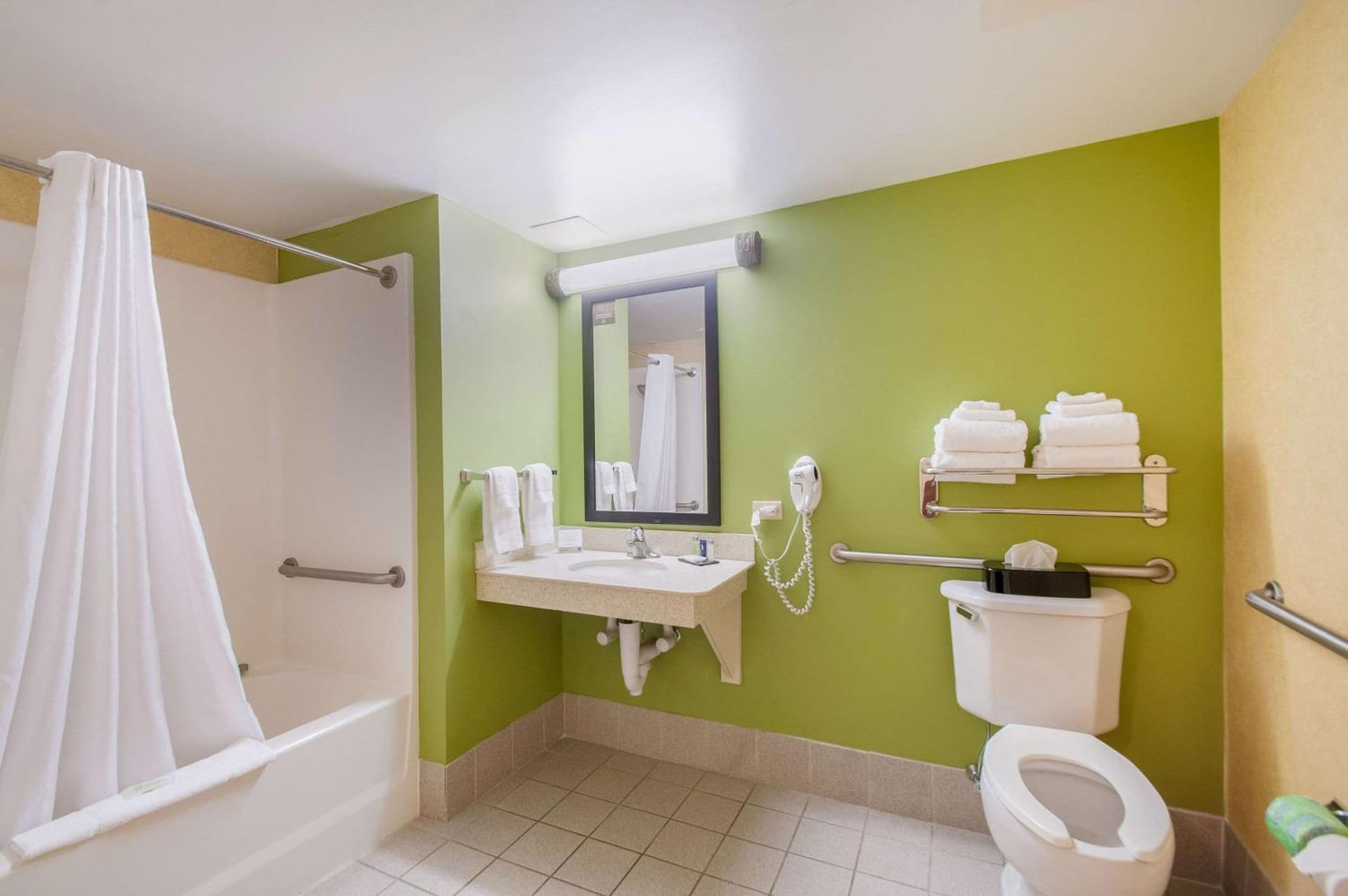 Sleep Inn & Suites Dover University Area gallery photo in Dover, DE — image 15