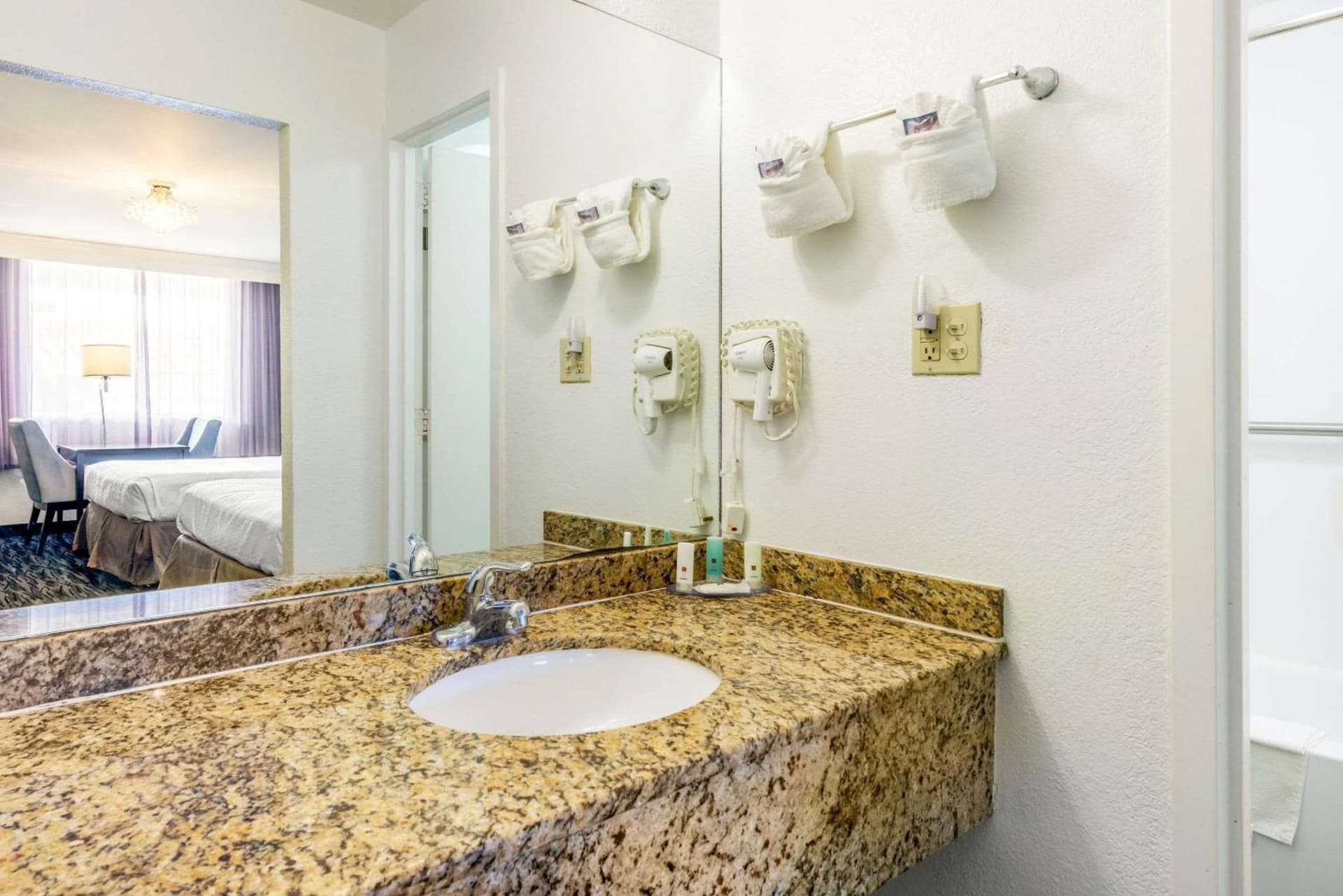 Quality Inn and Conference Center Tampa-Brandon property views in Tampa, FL — gallery photo 3