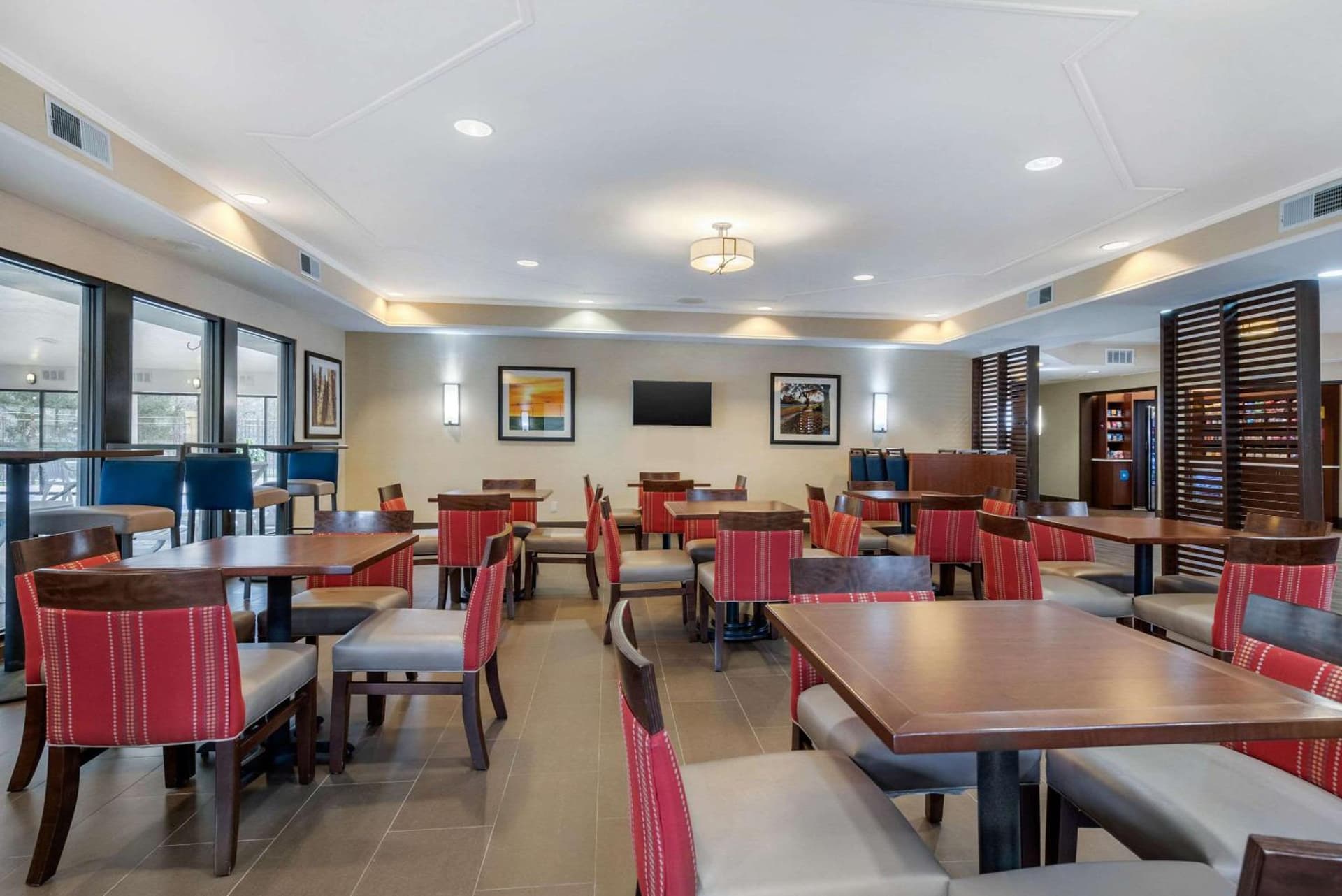 Comfort Suites Lafayette University Area gallery photo in Lafayette, IN — image 29