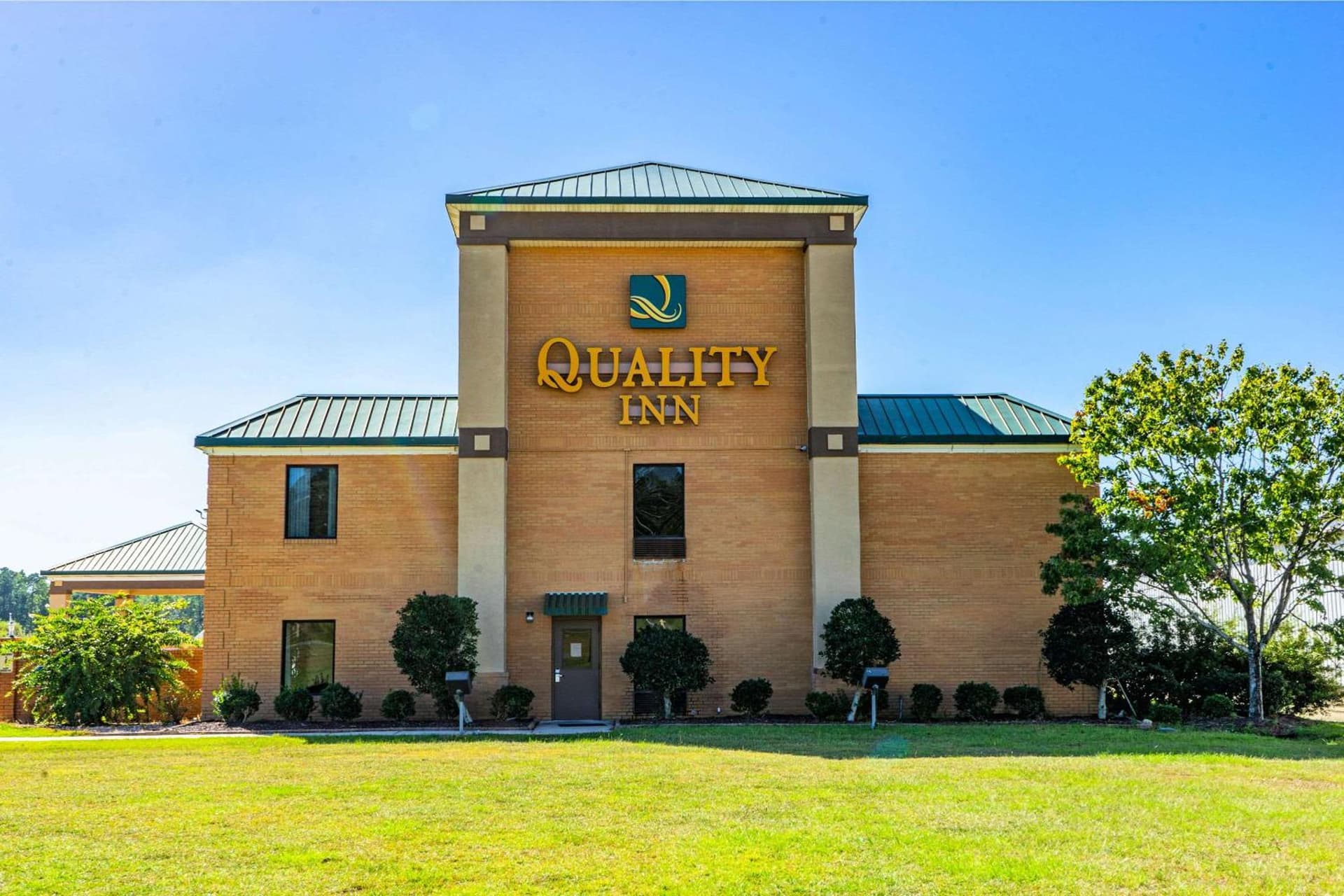 Quality Inn Whiteville North featured exterior or lobby in Whiteville, NC — similar hotel