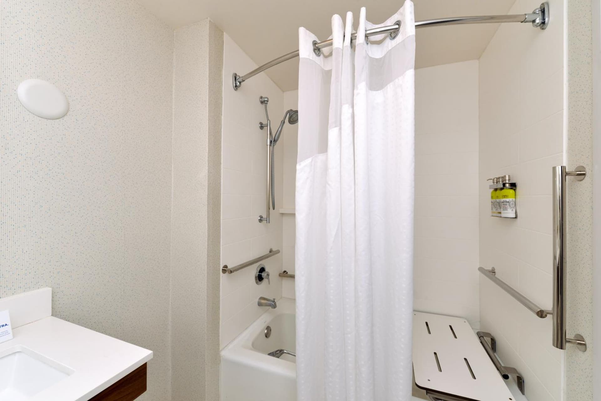 Holiday Inn Express Lodi by IHG property views in Lodi, CA — gallery photo 3