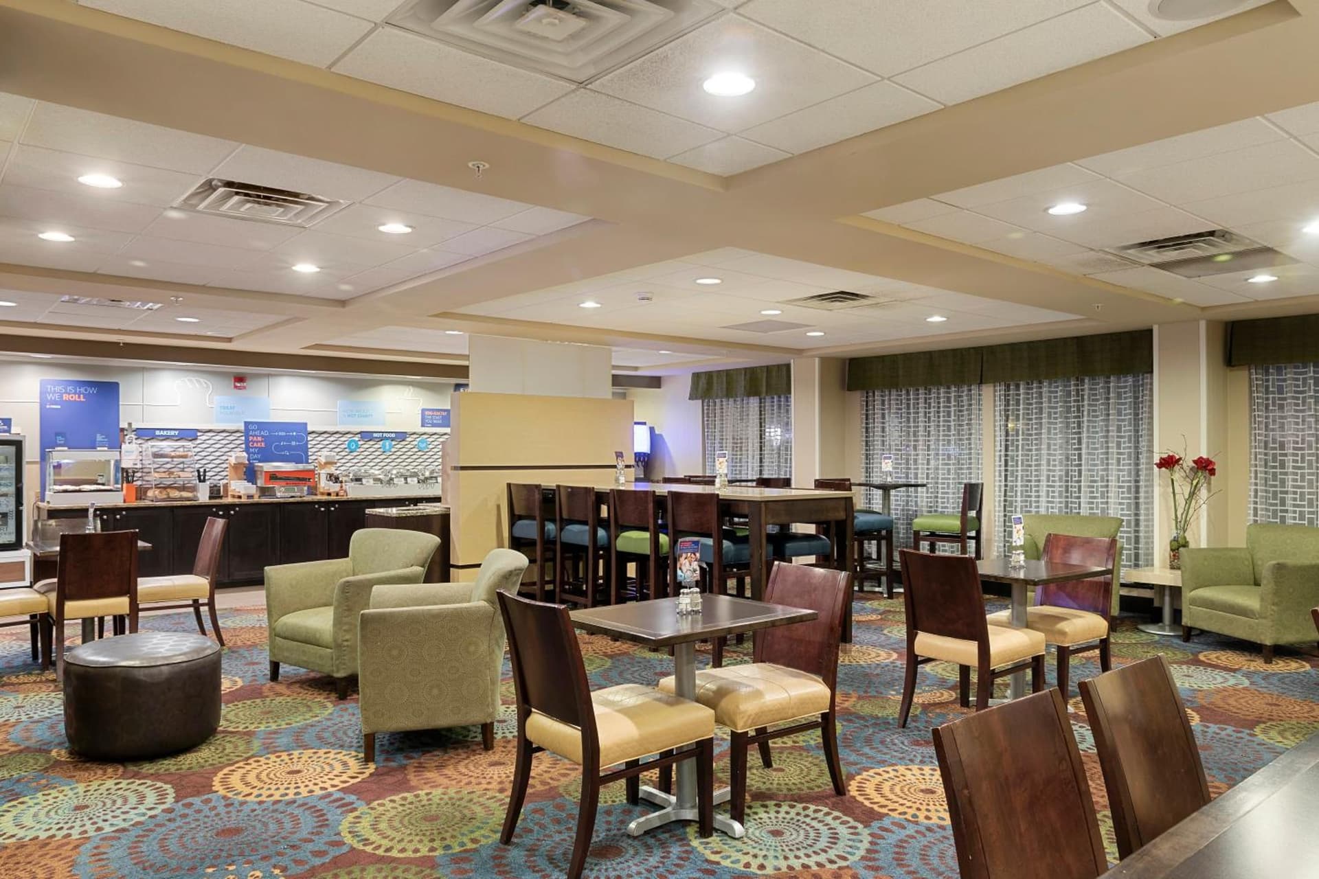 Holiday Inn Express Bloomington West by IHG gallery photo in Bloomington, IL — image 4