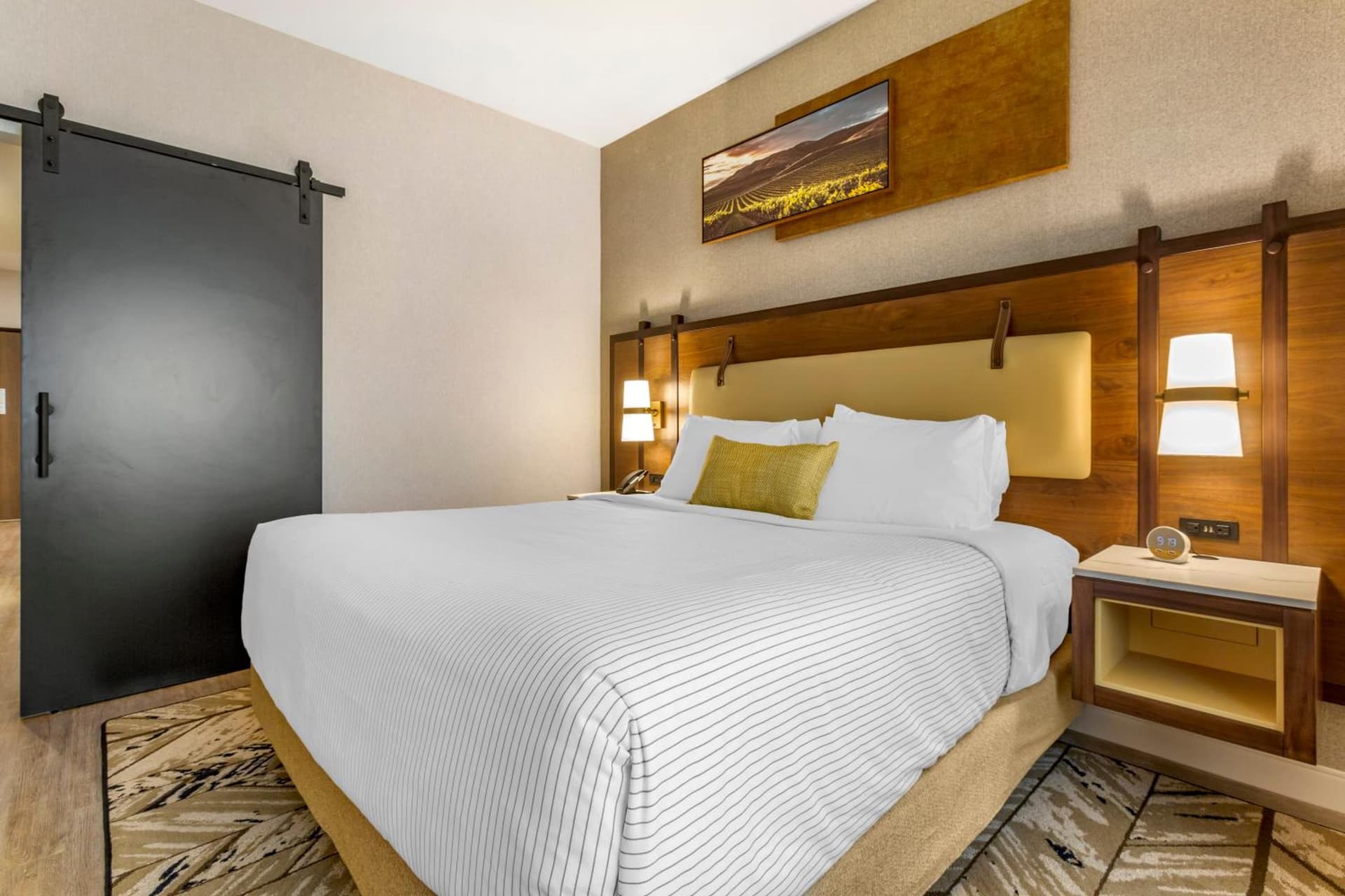 Hotel Centro Sonoma Wine Country, Tapestry Collection Hilton gallery photo in Rohnert Park, CA — image 28