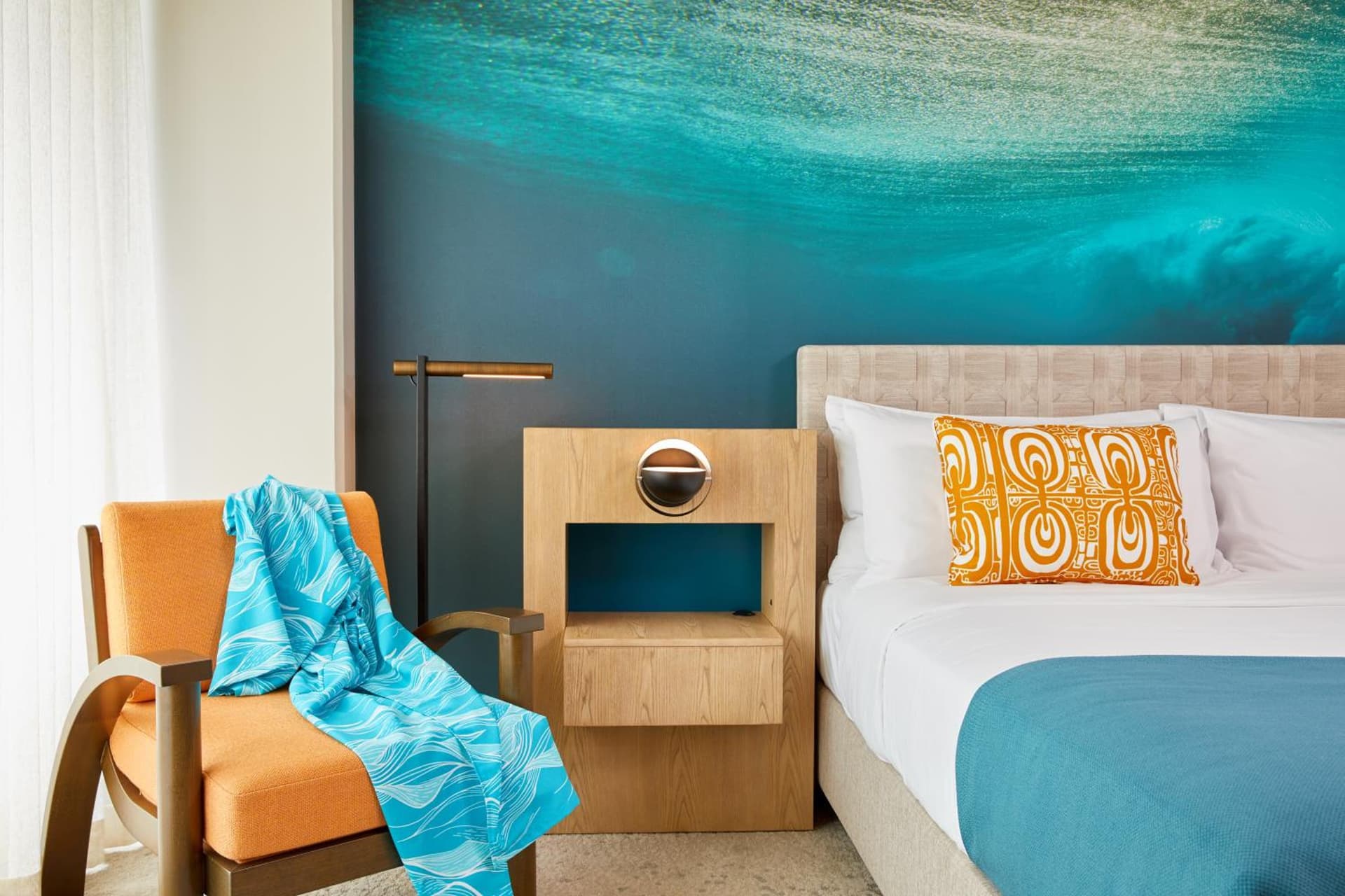 OUTRIGGER Waikiki Beachcomber Hotel gallery photo in Honolulu, HI — image 144