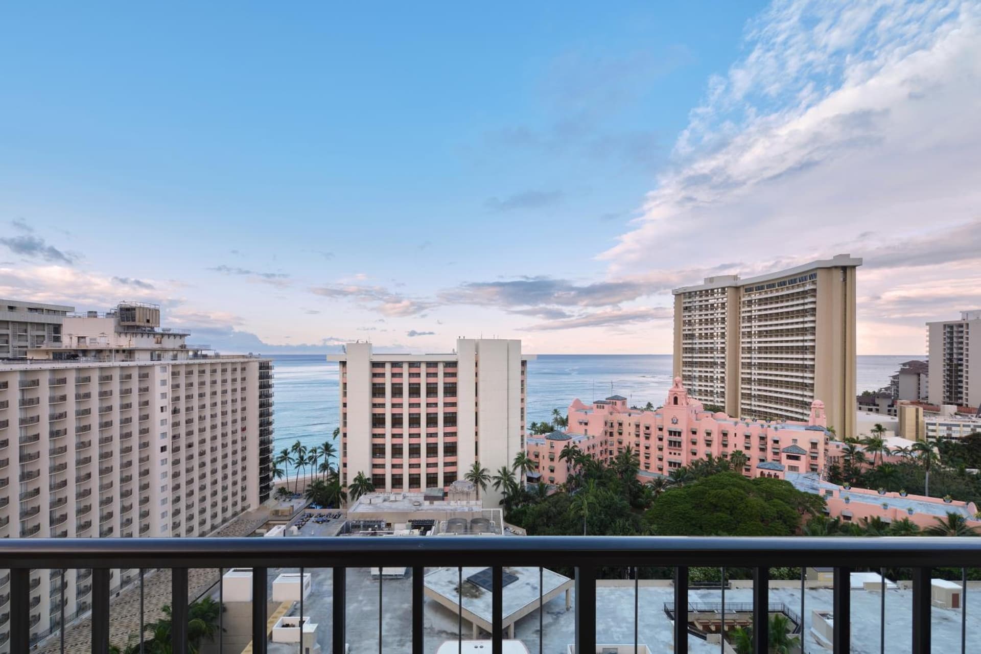 OUTRIGGER Waikiki Beachcomber Hotel gallery photo in Honolulu, HI — image 18