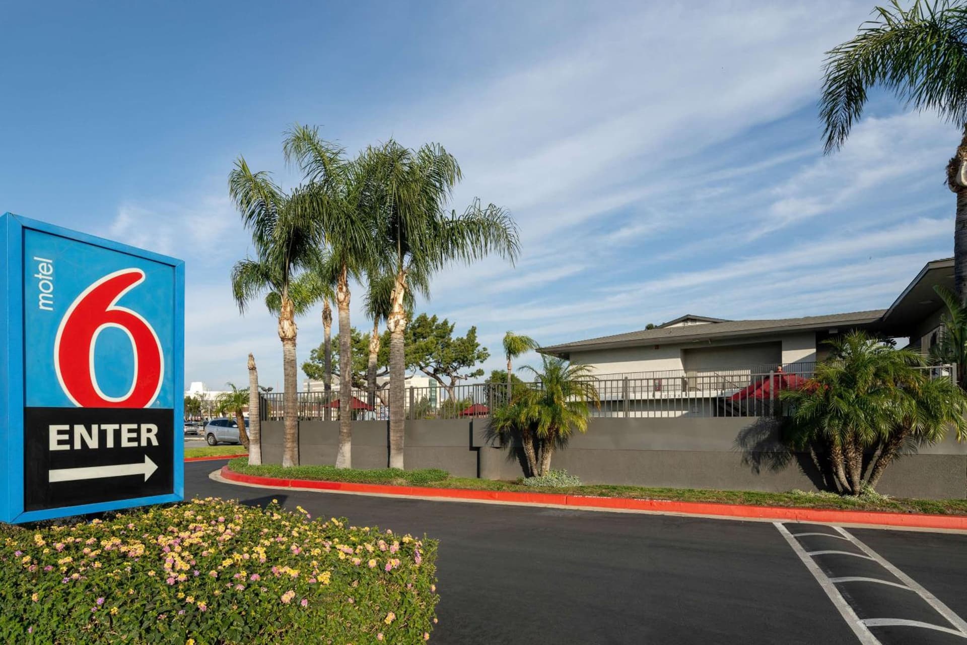 Motel 6-Fontana, CA interior in Fontana, CA — gallery photo 2