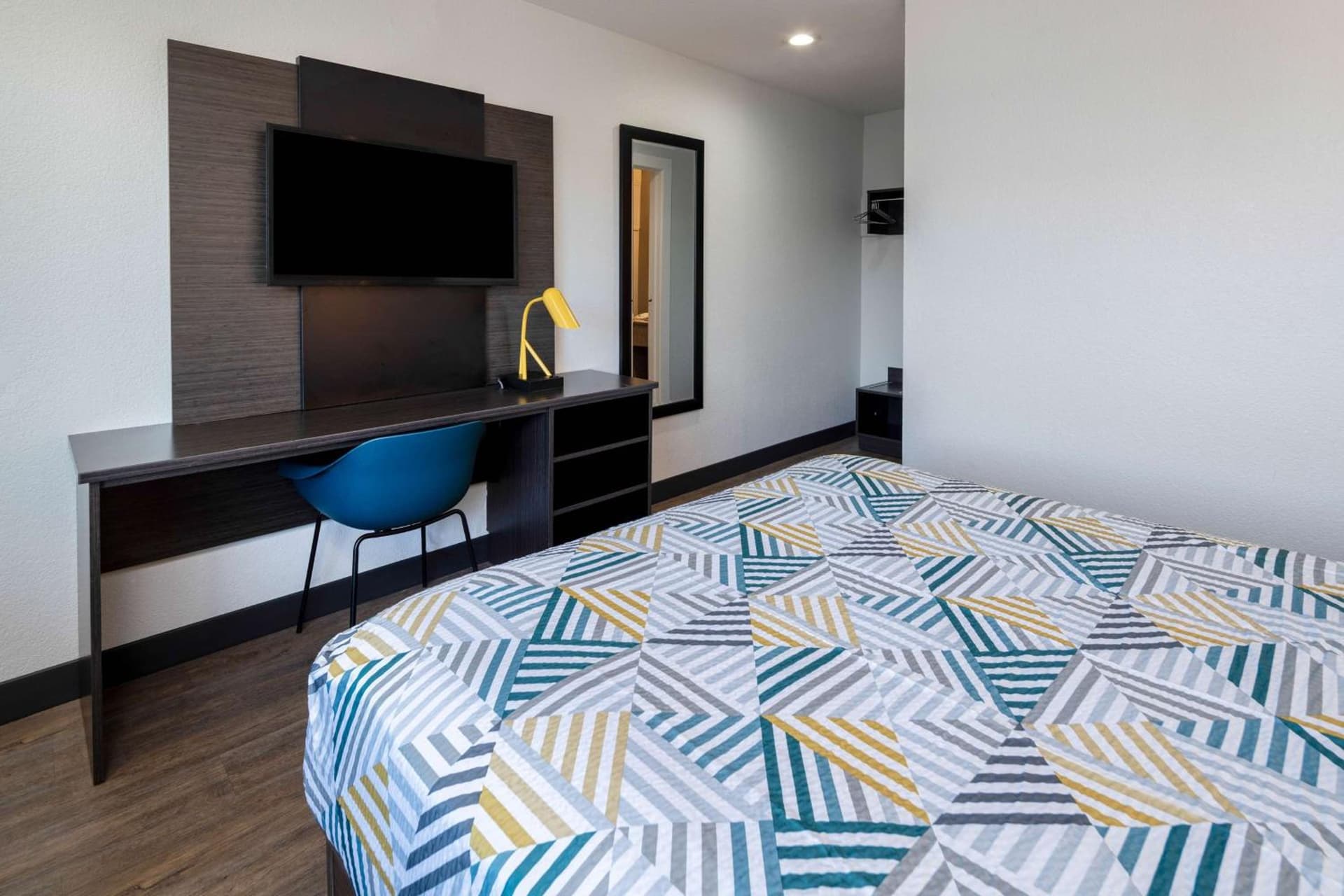 Motel 6-Fontana, CA interior in Fontana, CA — gallery photo 2