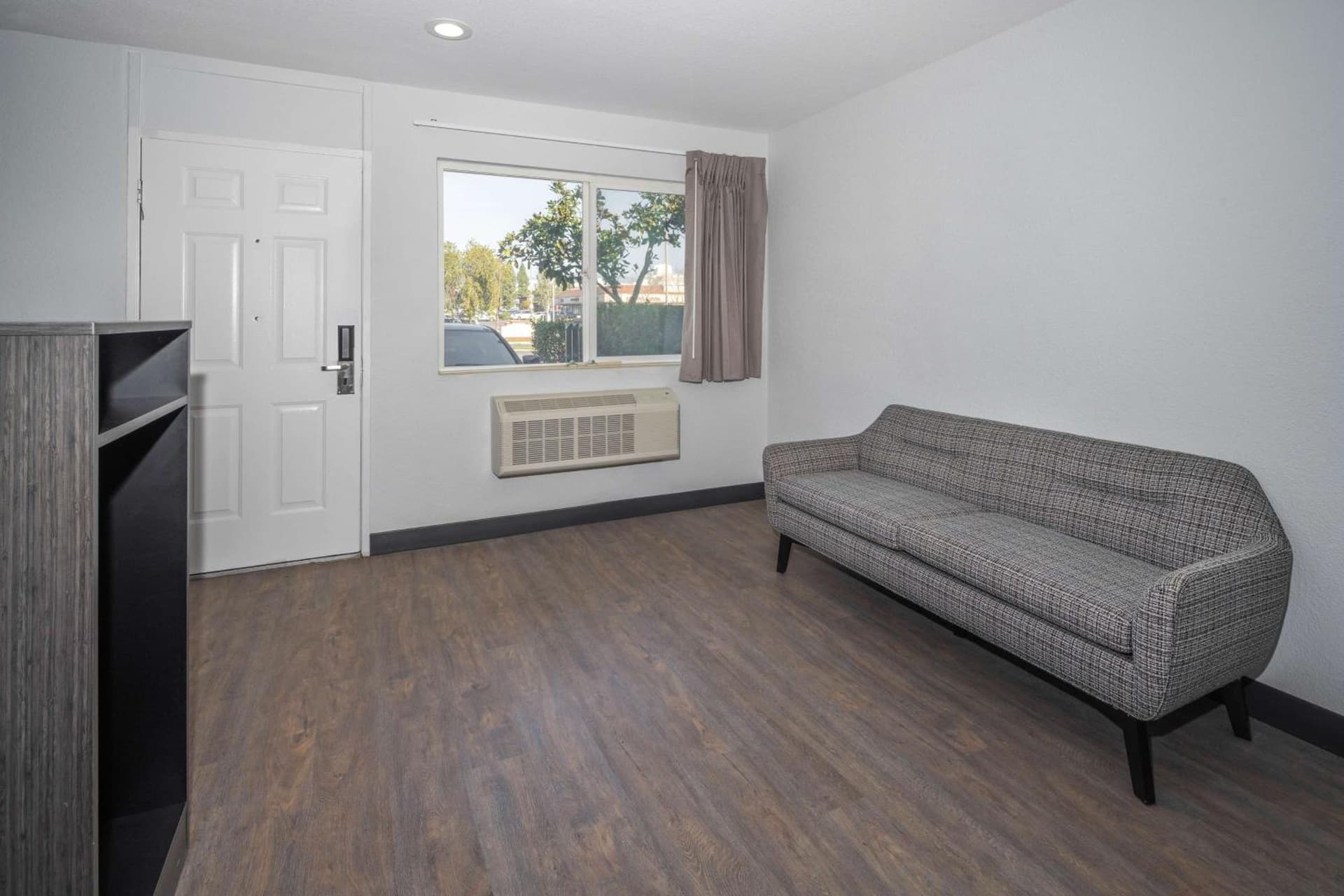 Motel 6-Fontana, CA gallery photo in Fontana, CA — image 26