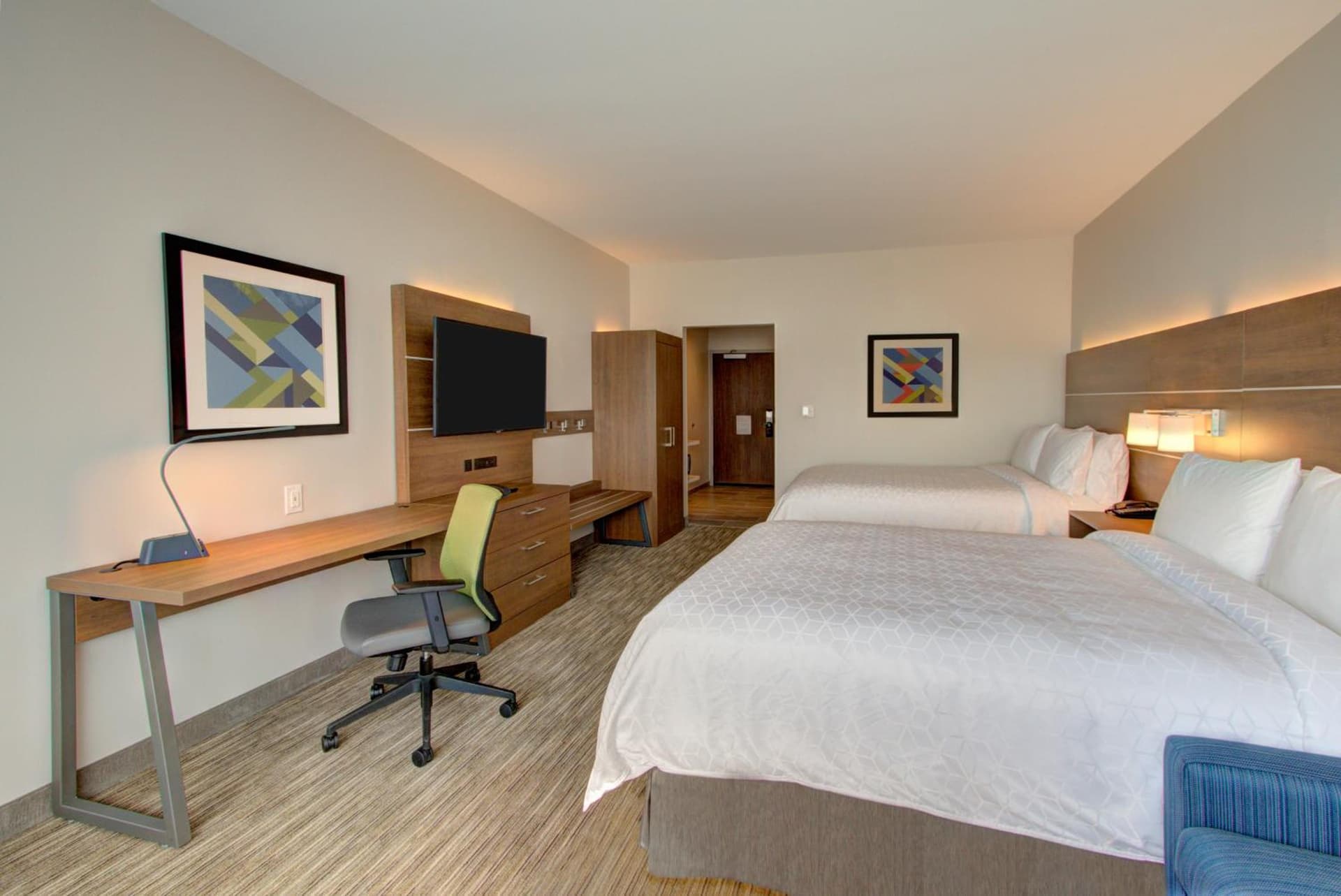 Holiday Inn Express & Suites Charlotte Southwest by IHG gallery photo in Charlotte, NC — image 7
