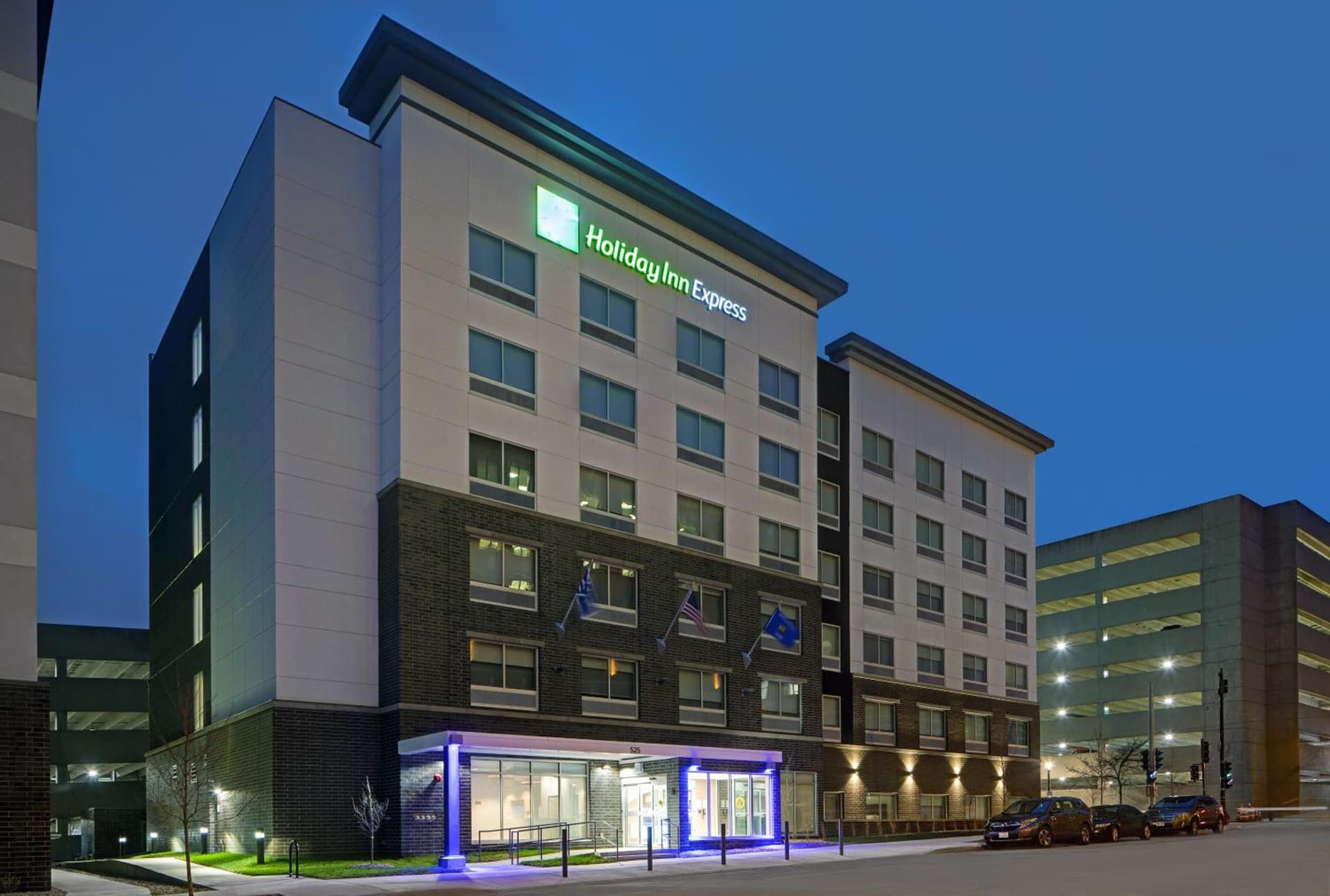 Holiday Inn Express - Milwaukee Downtown by IHG — hotel in Milwaukee, Wisconsin