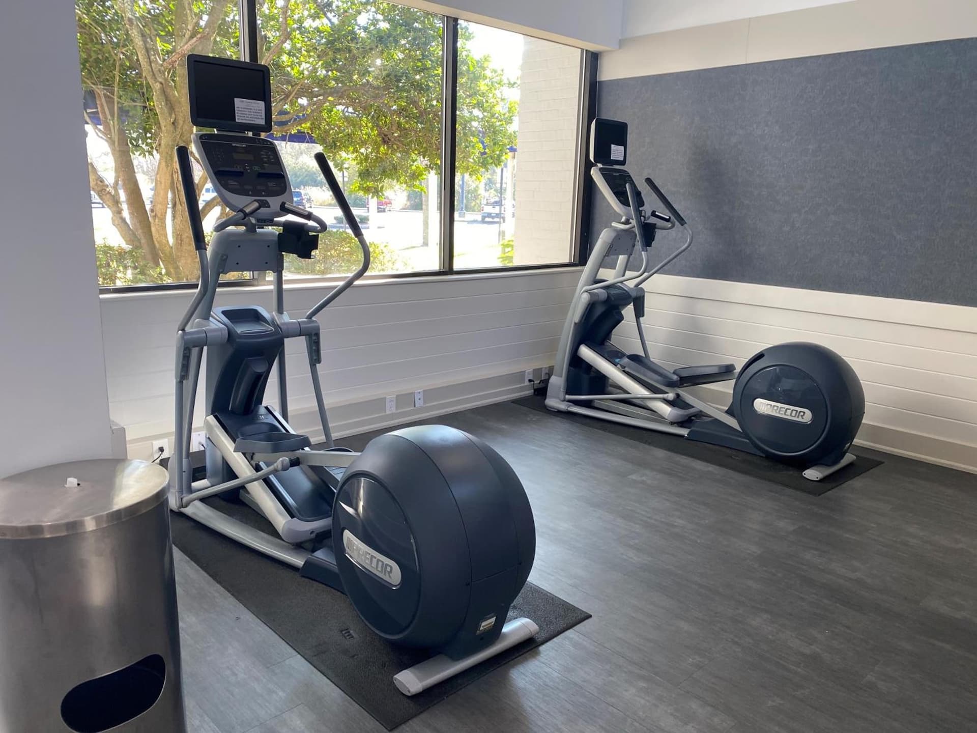 Crowne Plaza Hotel Jacksonville Airport/I-95N by IHG gallery photo in Jacksonville, FL — image 35