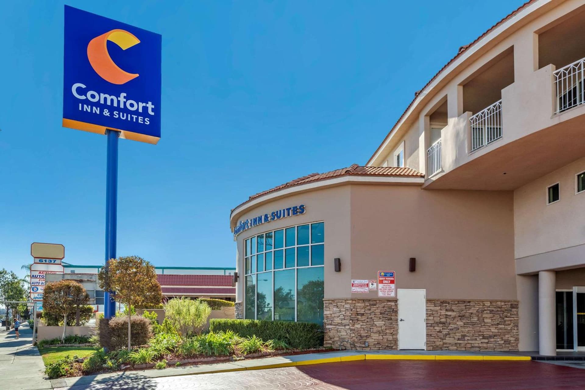 Comfort Inn & Suites Near Universal - N Hollywood - Burbank featured exterior or lobby in Los Angeles, CA — similar hotel