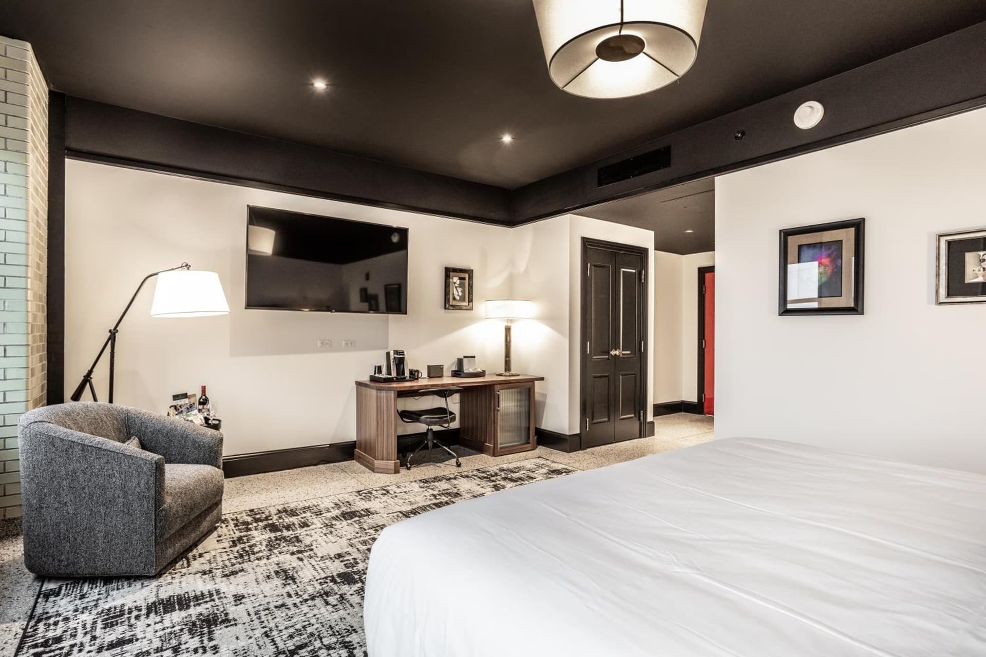 Bottleworks Hotel gallery photo in Indianapolis, IN — image 8