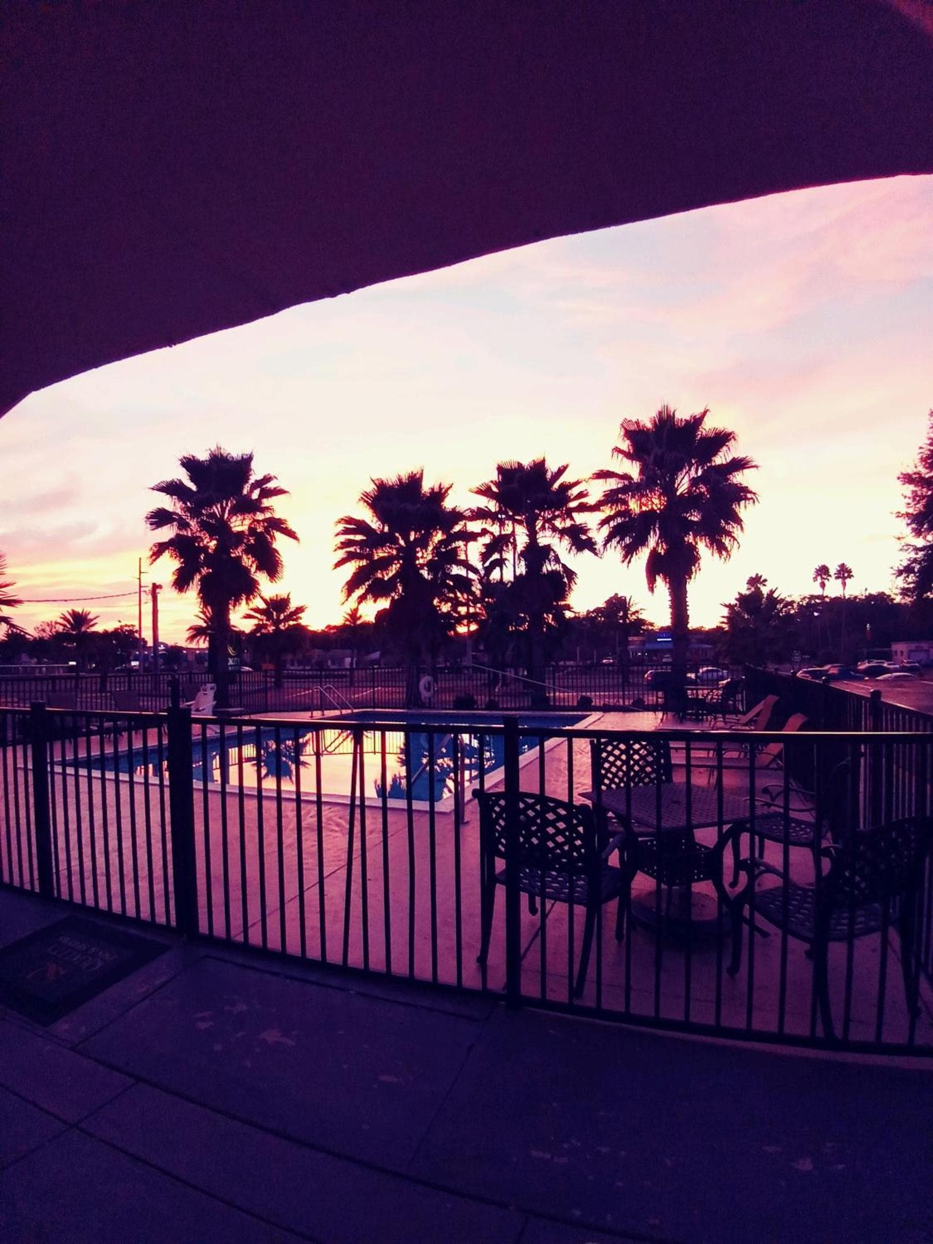Quality Inn & Suites Leesburg Chain of Lakes property views in Leesburg, FL — gallery photo 3