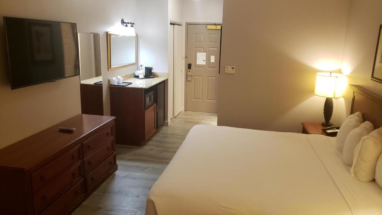 Four Points by Sheraton Bedford Manchester Airport gallery photo in Bedford — image 13
