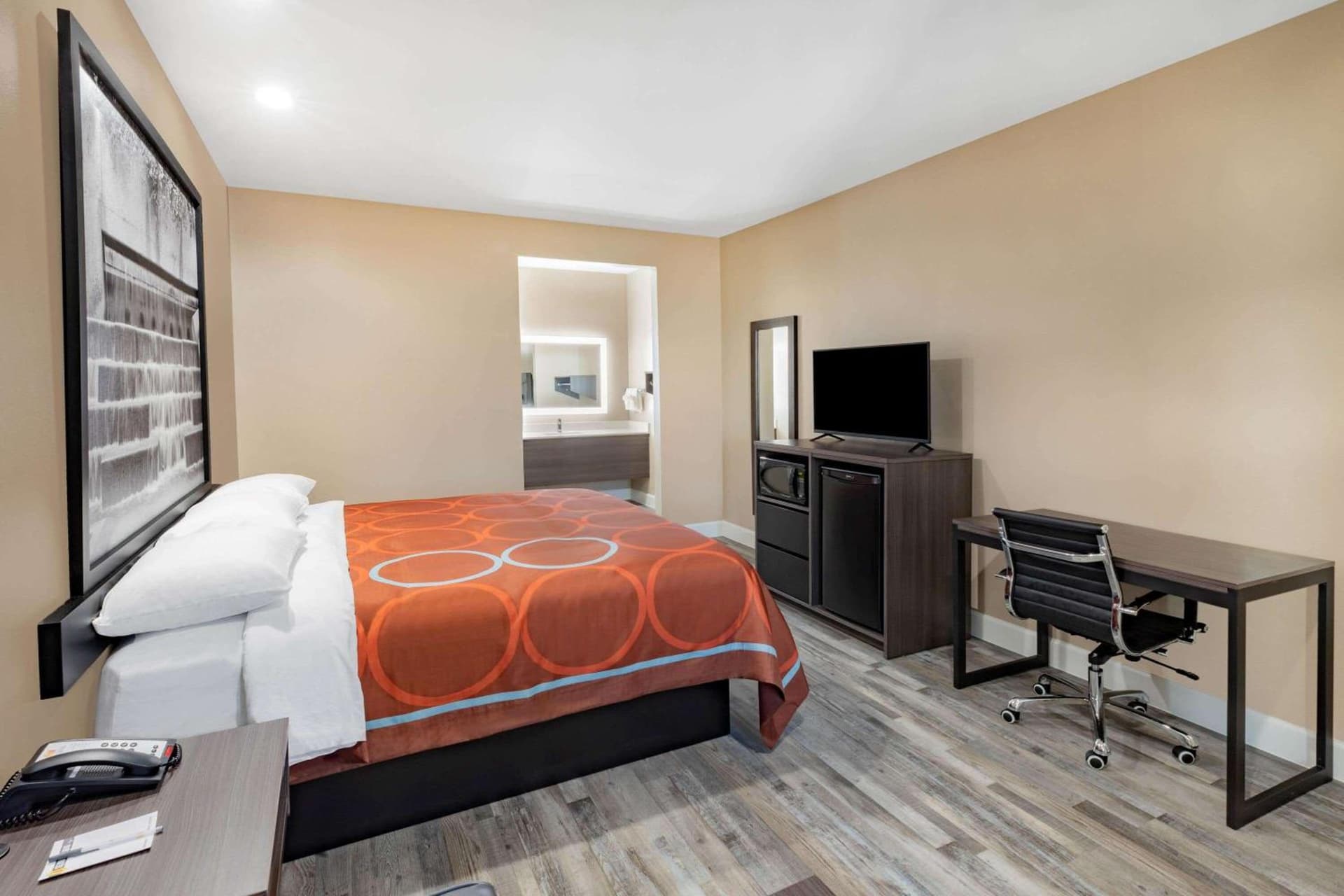 Super 8 by Wyndham Houston NW Beltway 8-West Rd interior in Houston, TX — gallery photo 2