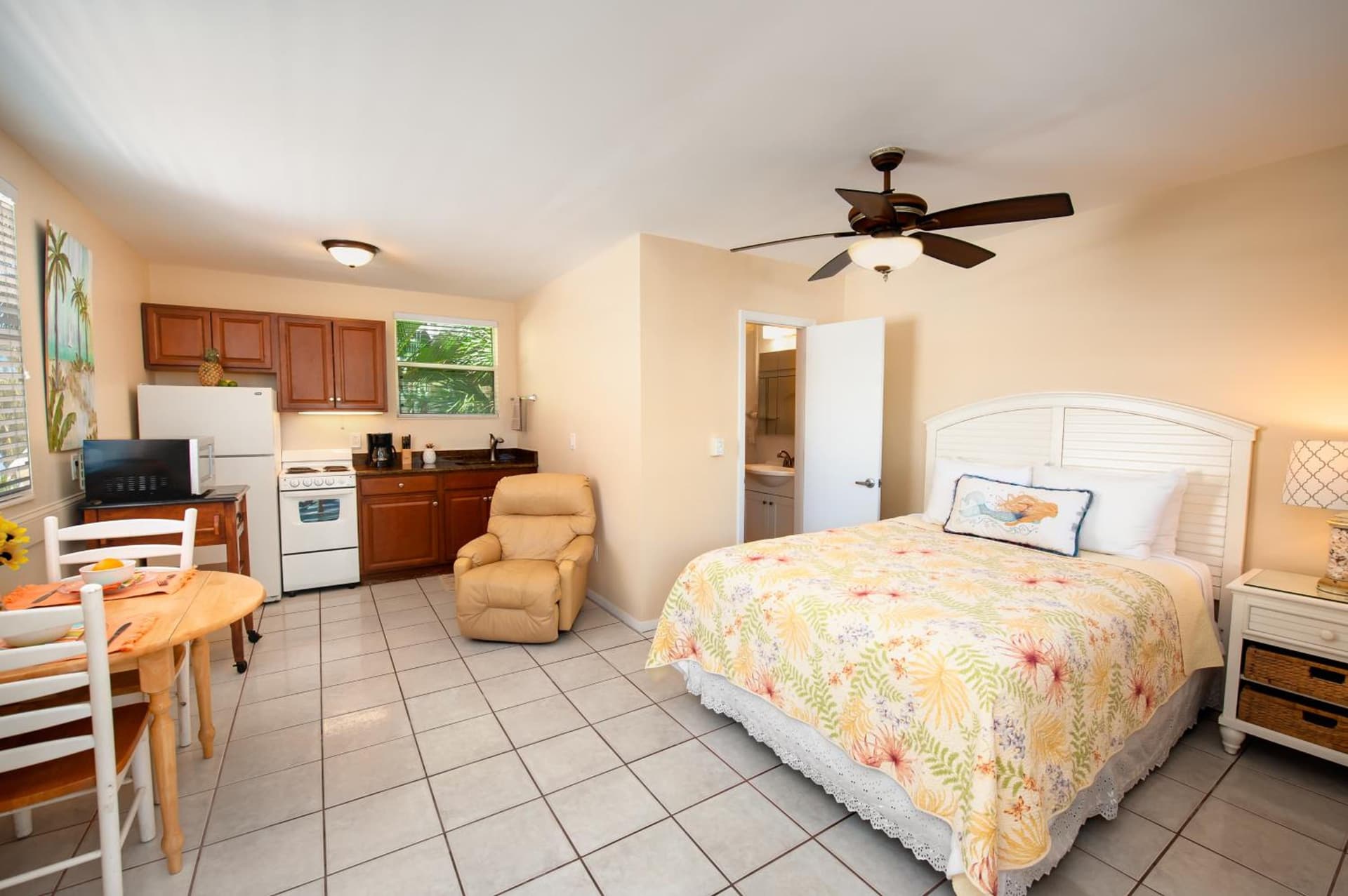 Cedar Cove Resort & Cottages gallery photo in Holmes Beach, FL — image 138