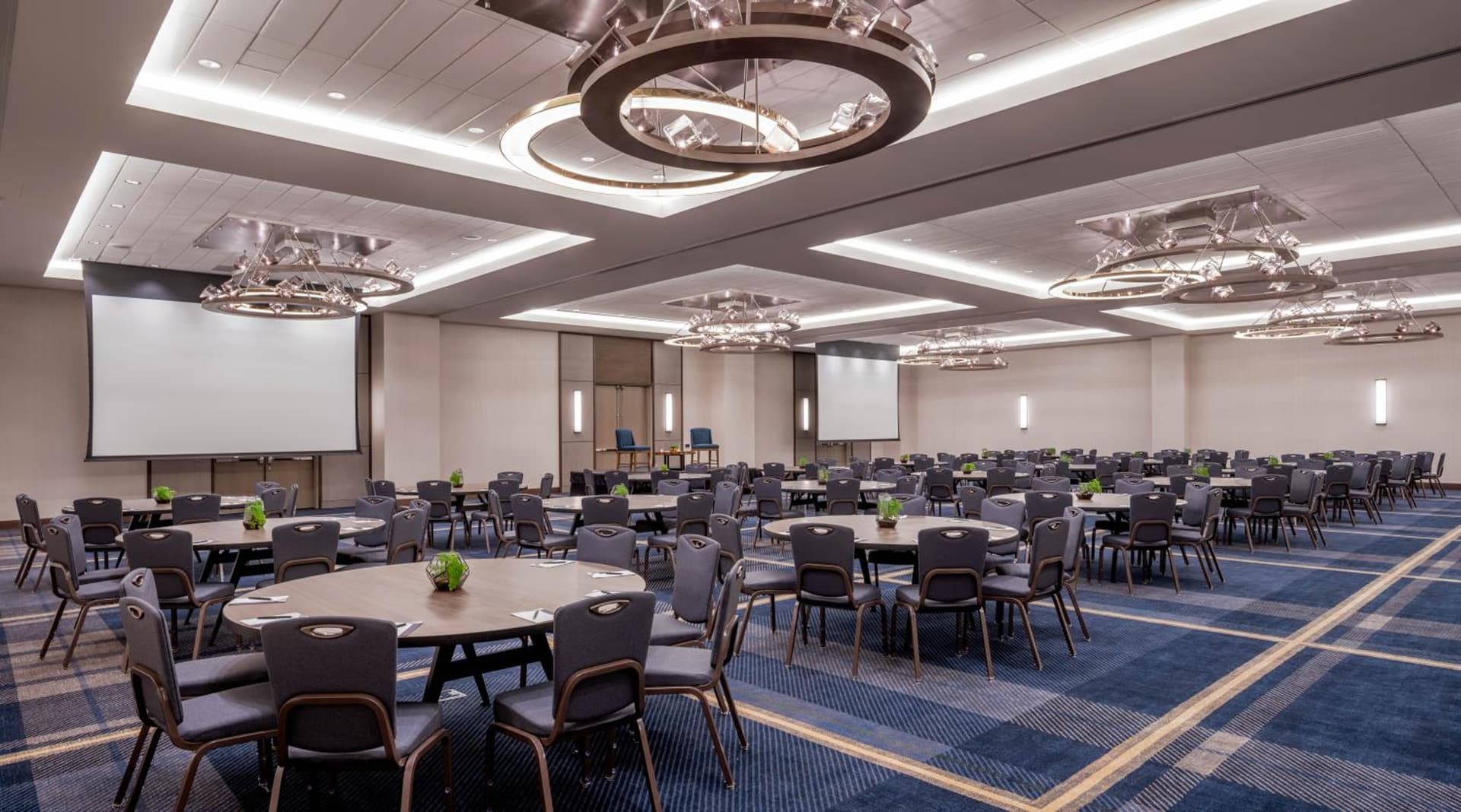 Hyatt Regency Portland at the Oregon Convention Center gallery photo in Portland, OR — image 33