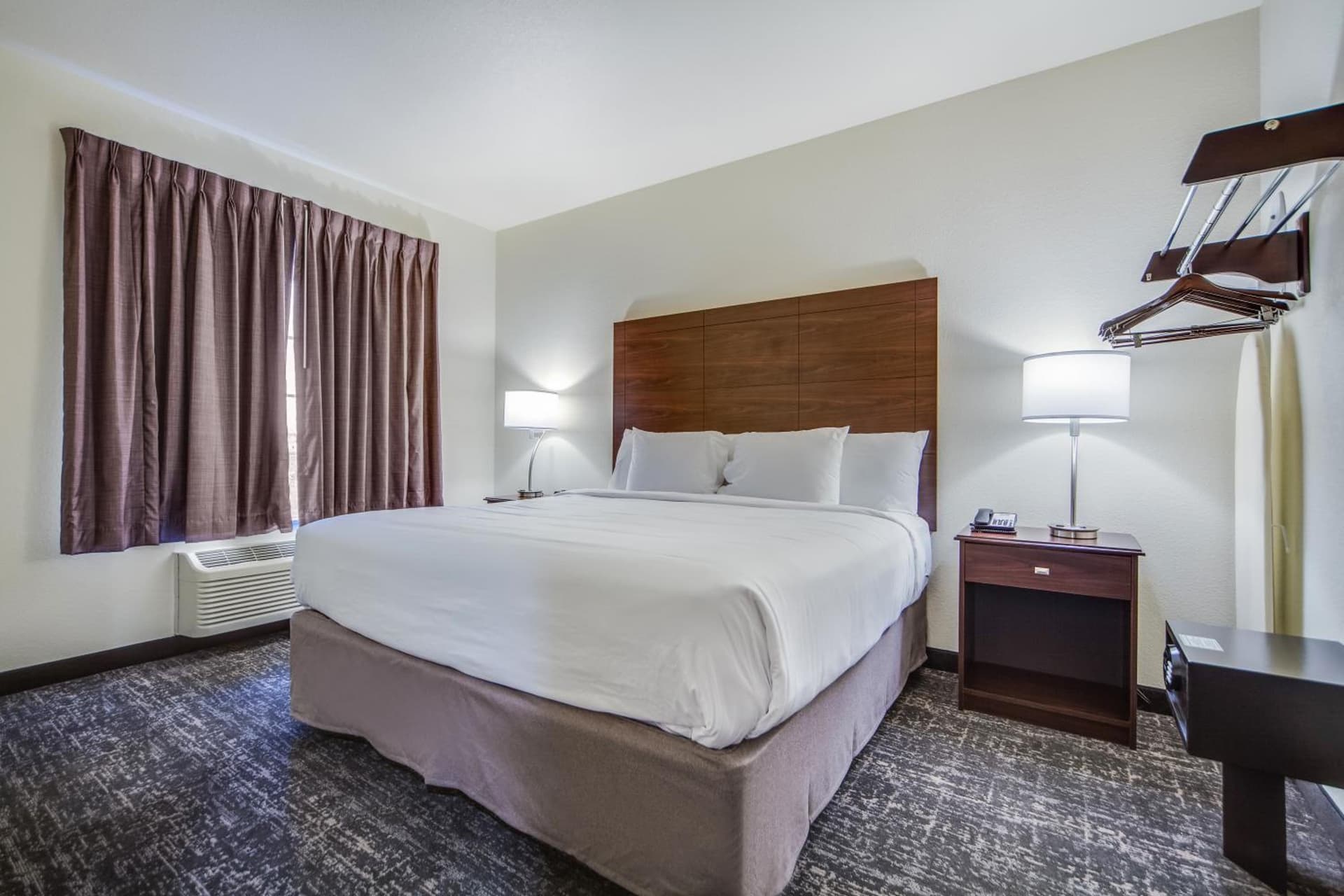 Cobblestone Hotel & Suites - Cozad property views in Cozad, NE — gallery photo 3
