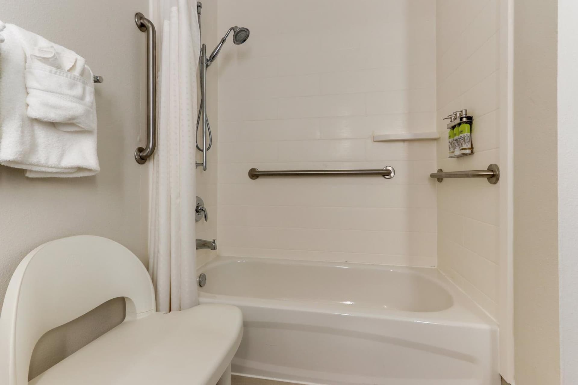 Holiday Inn Express - Cincinnati North - Monroe by IHG gallery photo in Monroe, OH — image 20