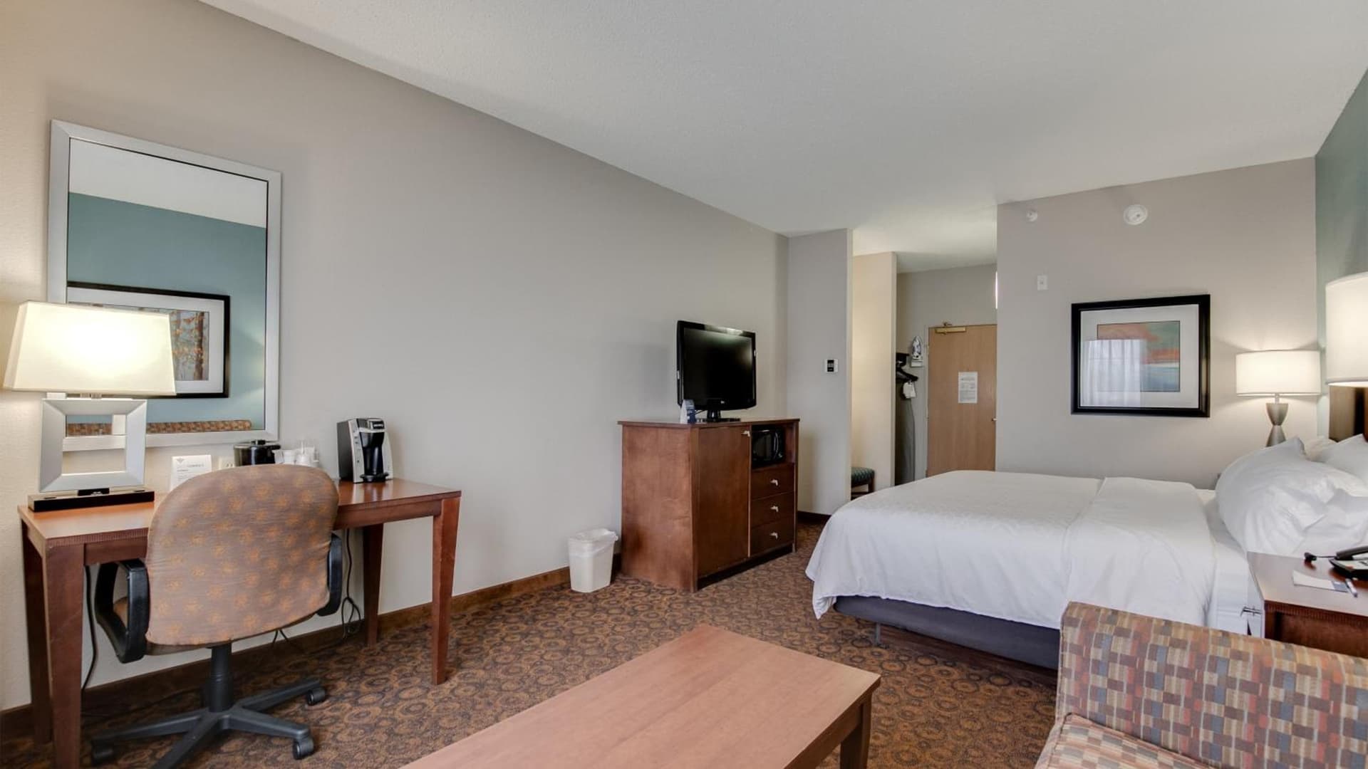 Holiday Inn Express and Suites St. Cloud by IHG gallery photo in Saint Cloud, MN — image 55