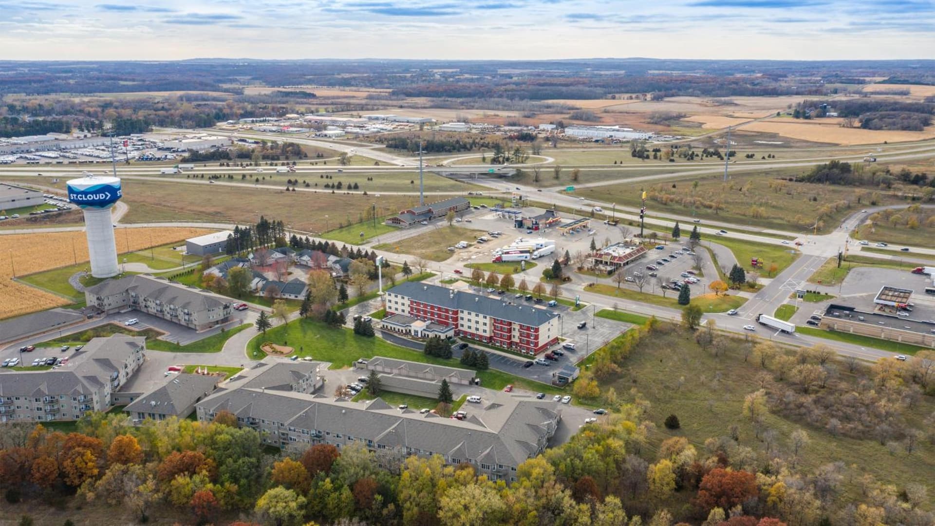 Holiday Inn Express and Suites St. Cloud by IHG gallery photo in Saint Cloud, MN — image 69