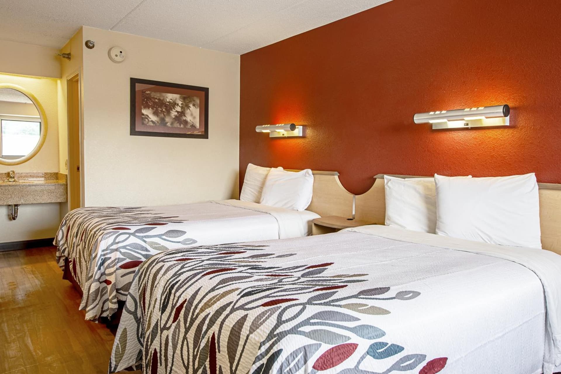 Red Roof Inn Utica gallery photo in Utica, NY — image 22